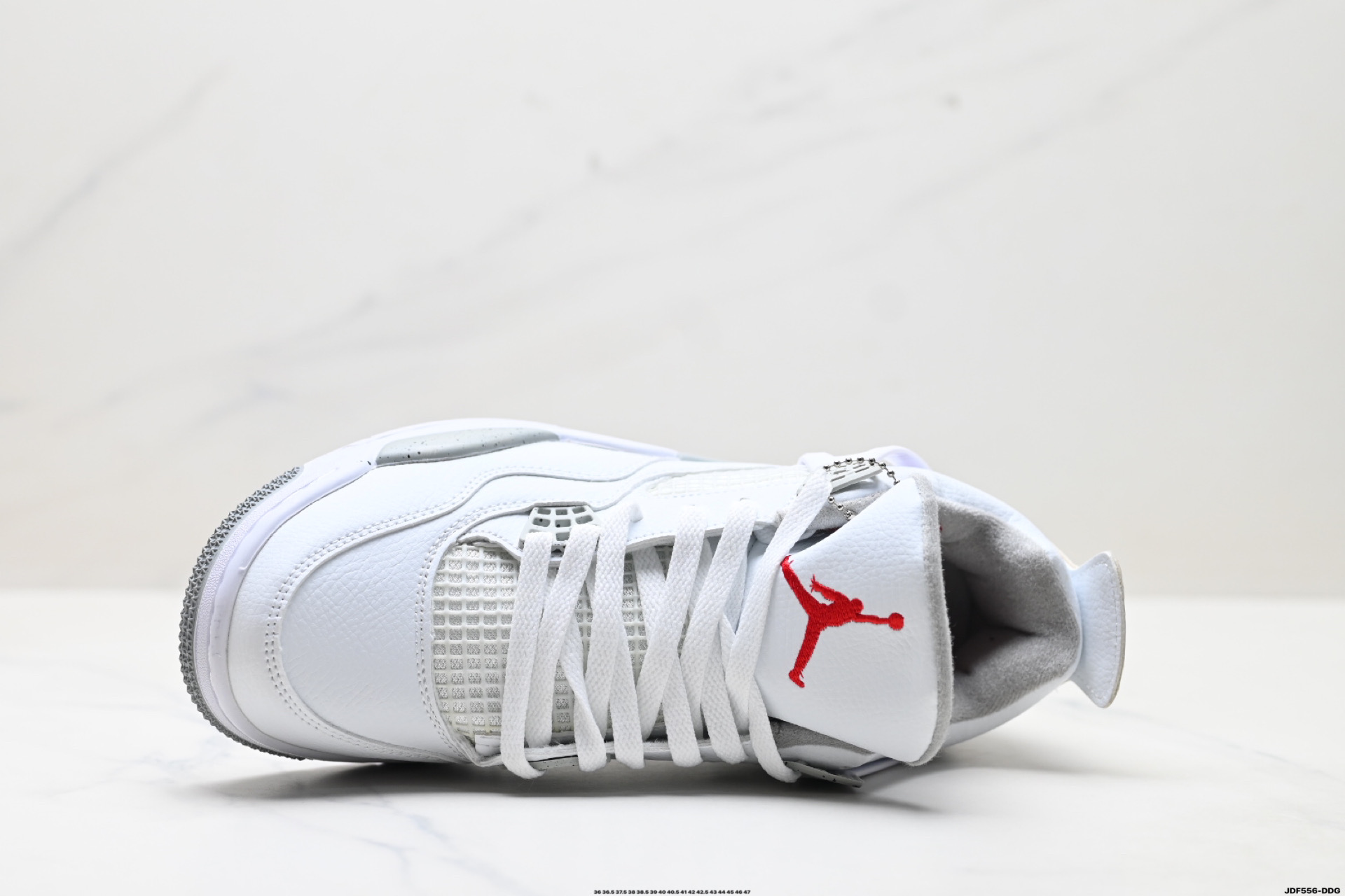 Nike Air Jordan 4 Retro: Estilo y Comodidad en Cada Paso 3 i1759680079499 5072 0 1