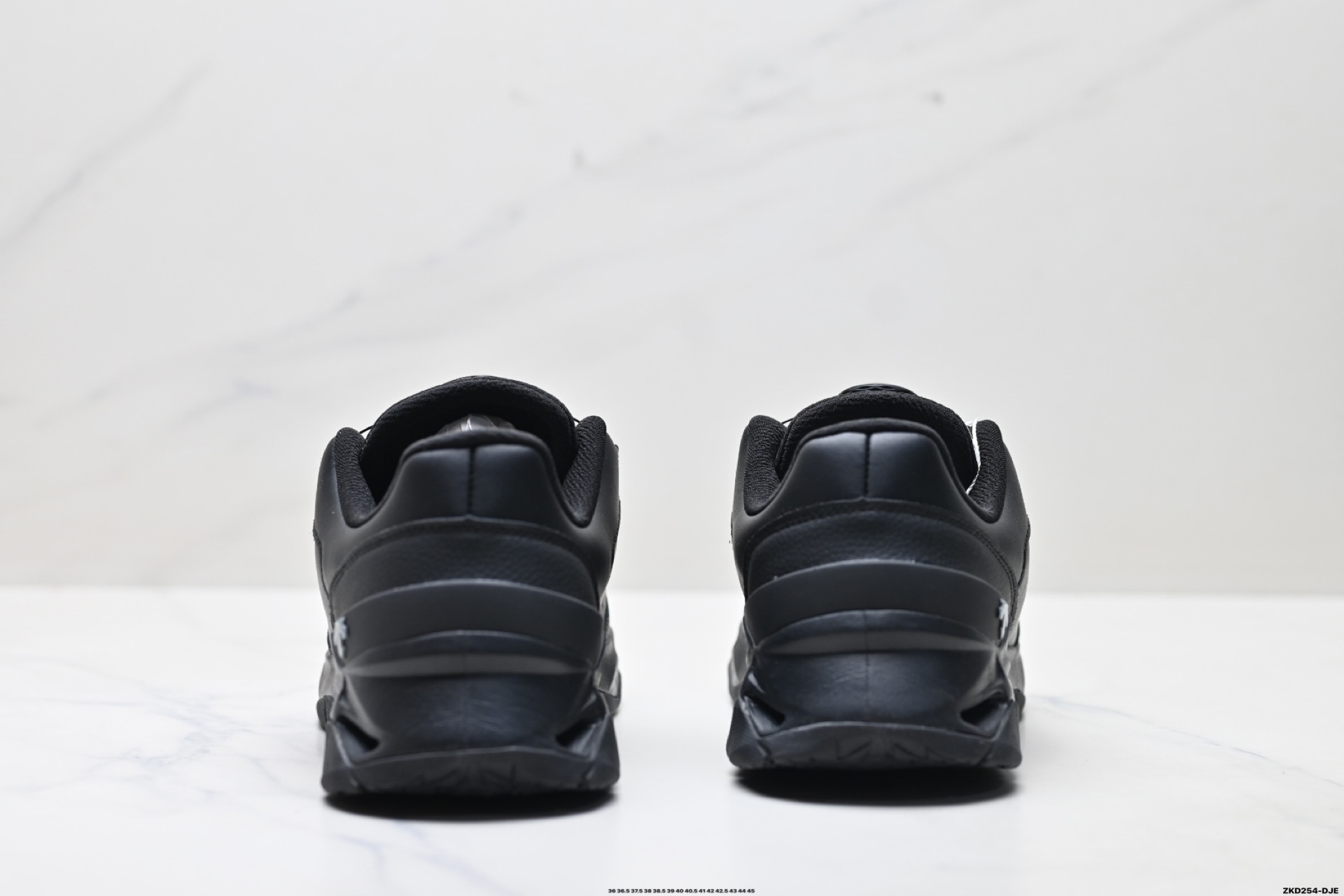 迪桑特DESCENTE CIRCUIT LTR WIRE 2.0 舒适百搭防滑耐磨 低帮 休闲跑步鞋 D4431TCT06-莆田鞋,莆田鞋货源,高仿鞋,高仿鞋货源,安福档口,莆田高仿鞋,莆田鞋批发,高仿鞋批发,莆田高仿运动鞋,高仿运动鞋,莆田运动鞋 迪桑特DESCENTE CIRCUIT LTR WIRE 2.0 舒适百搭防滑耐磨 低帮 休闲跑步鞋 D4431TCT06