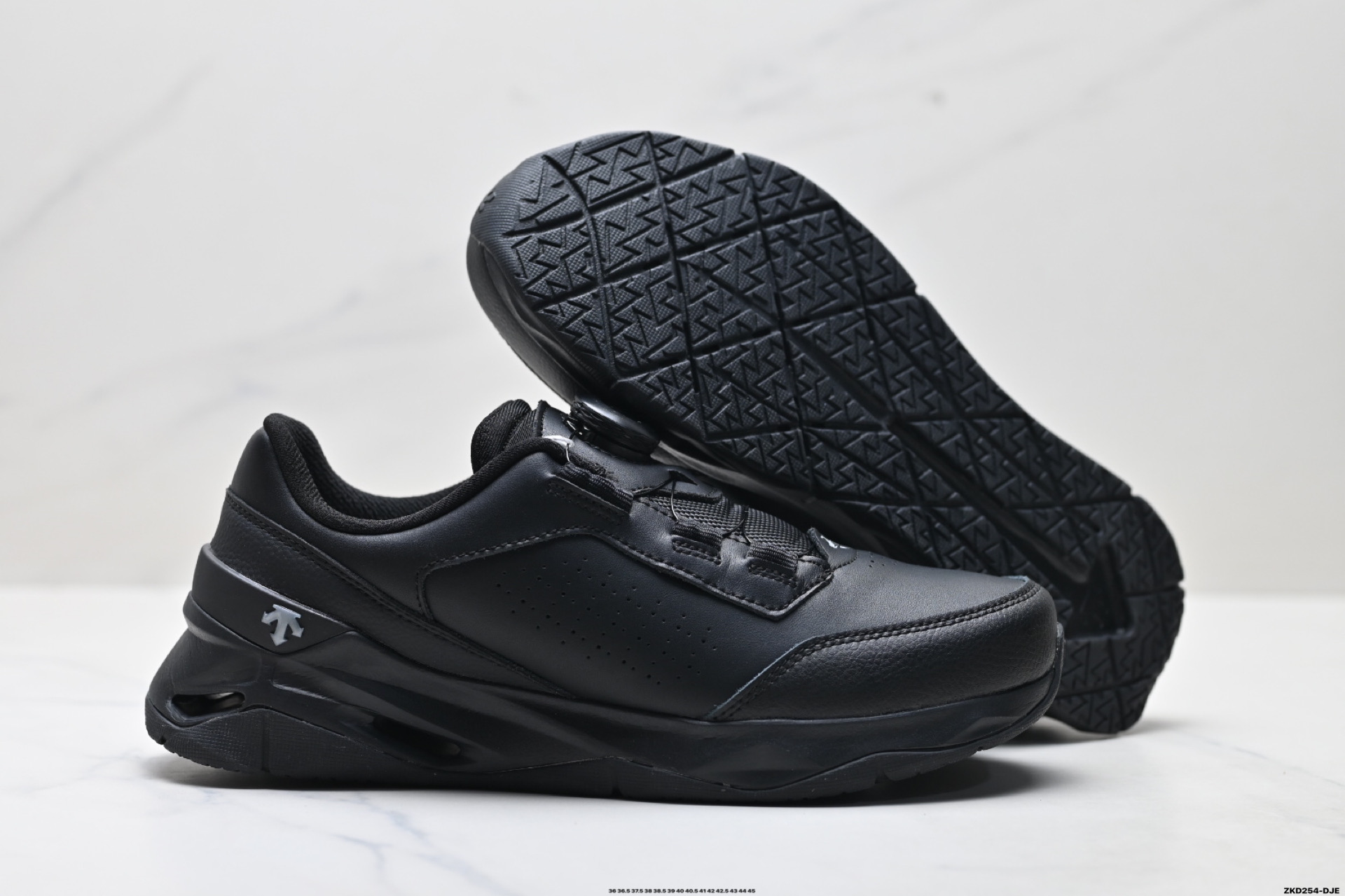 迪桑特DESCENTE CIRCUIT LTR WIRE 2.0 舒适百搭防滑耐磨 低帮 休闲跑步鞋 D4431TCT06-莆田鞋,莆田鞋货源,高仿鞋,高仿鞋货源,安福档口,莆田高仿鞋,莆田鞋批发,高仿鞋批发,莆田高仿运动鞋,高仿运动鞋,莆田运动鞋 迪桑特DESCENTE CIRCUIT LTR WIRE 2.0 舒适百搭防滑耐磨 低帮 休闲跑步鞋 D4431TCT06