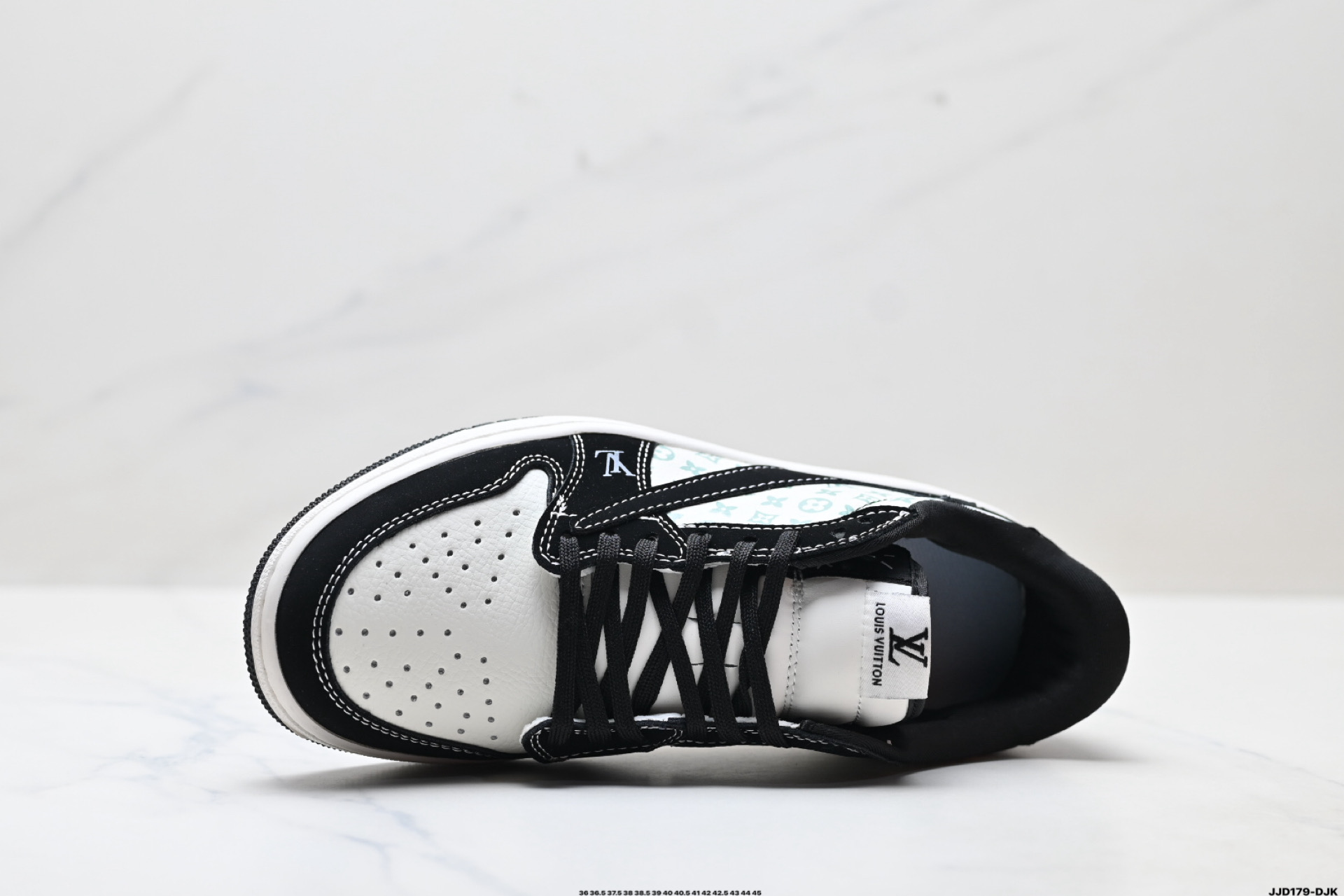 Nike Air Jordan 1 x Louis Vuitton: Colaboración Exclusiva, Estilo y Comodidad 3 i1760371602728 1052 0 1