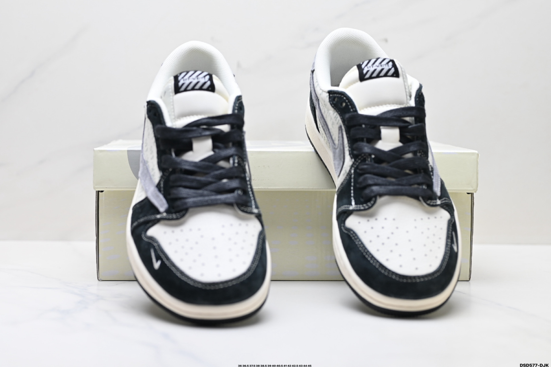 Nike Air Jordan 1 x Travis Scott Low 'DIY' Personalizadas 8 i1760372883500 8030 0 6