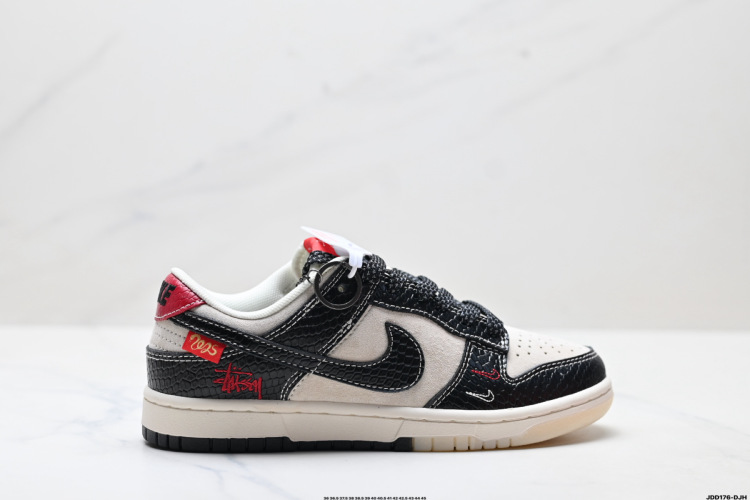 Nike Dunk Low Retro x Stüssy 'DIY' - נעלי סניקרס אופנתיות וייחודיות 1 Nike Dunk Low Retro בעיצוב אישי – נעלי סניקרס אופנתיות לגברים ולנשים