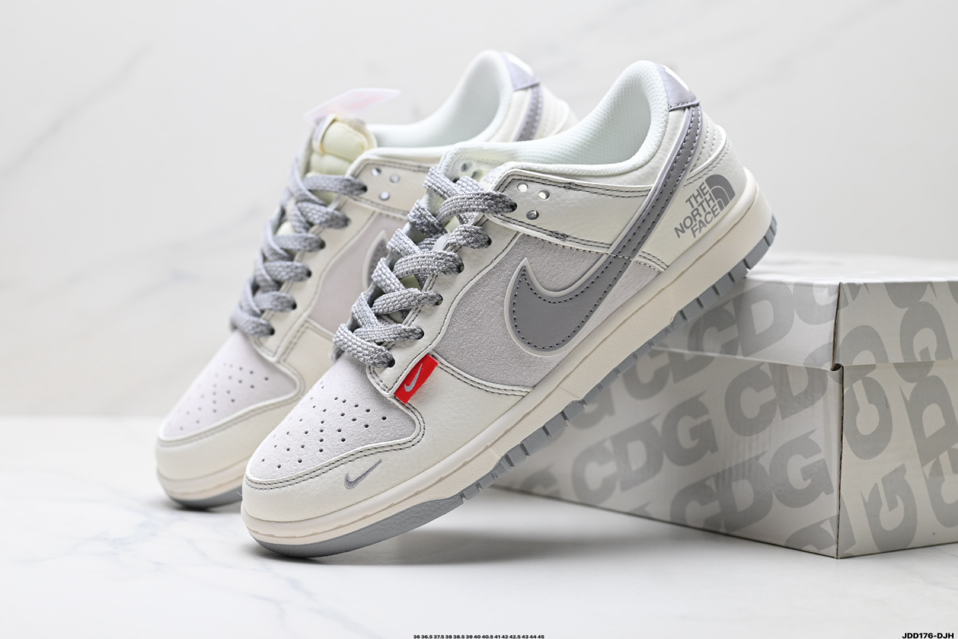 Nike Dunk Low Retro 'DIY': Comodidad y Estilo Personalizado en Cada Paso 9 i1760631601844 2255 0 7