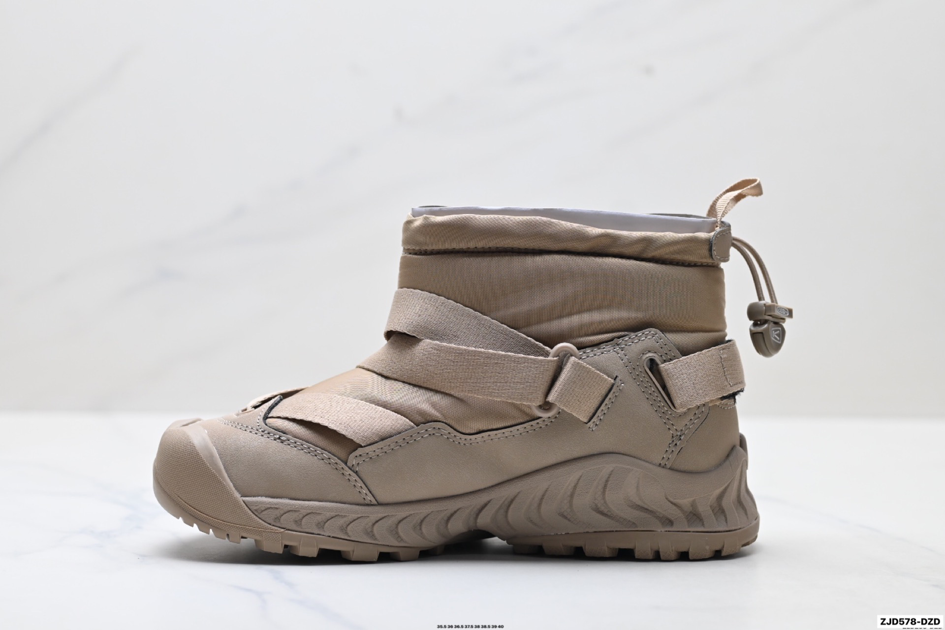 KEEN HOODZERRA Botas de Nieve Unisex con Aislamiento Reciclado y Ajuste Rápido 4 i1760947494966 3727 0 2