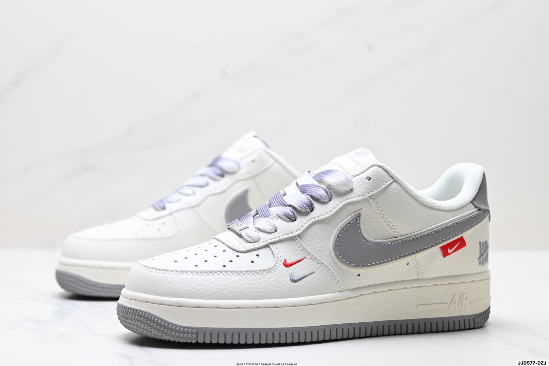 Nike Air Force 1 '07: Elegancia Clásica con un Toque Moderno y Comodidad Duradera 5 i1760977594495 8754 0 3