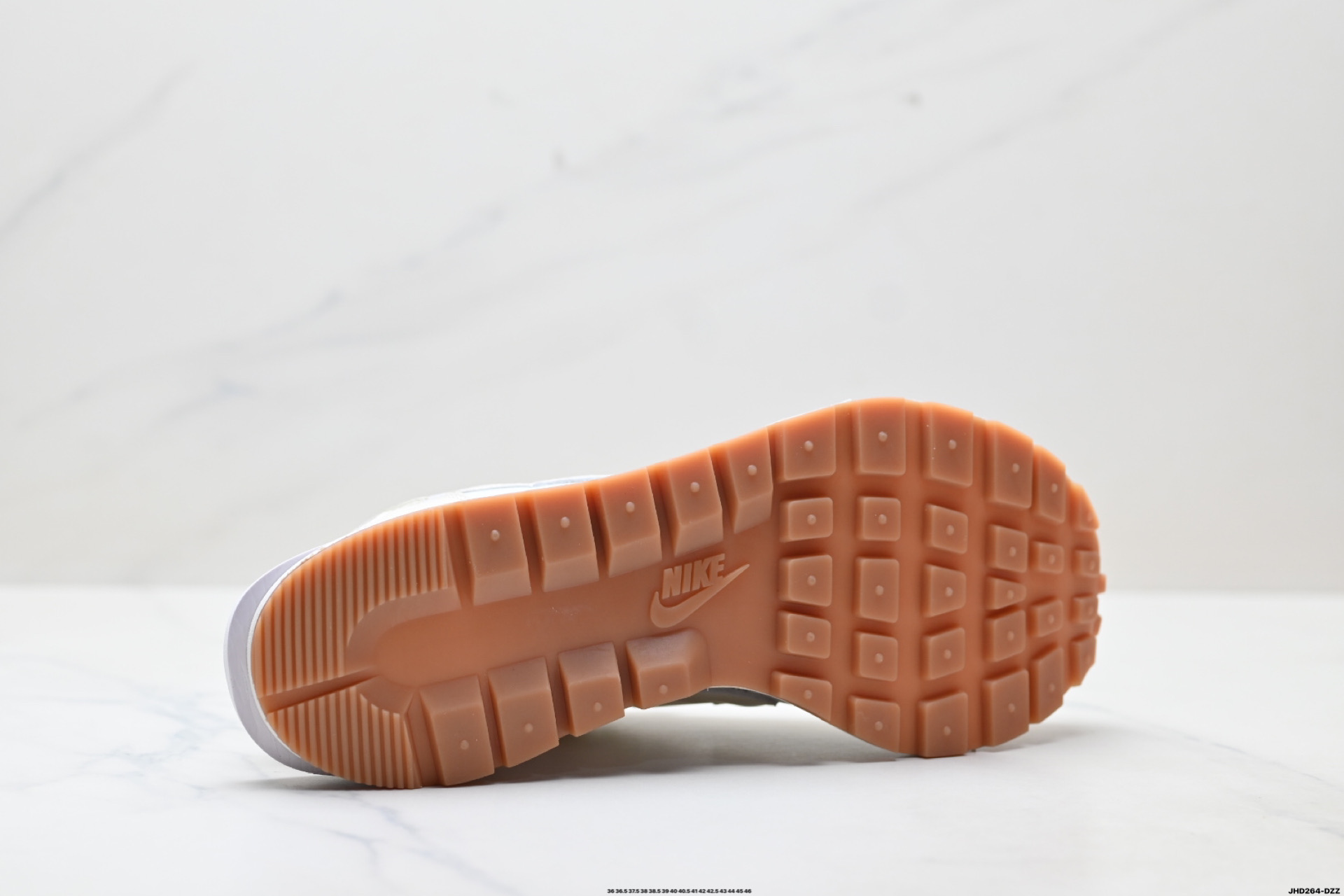 Nike x Sacai VaporWaffle: Diseño Innovador y Comodidad Excepcional en Cada Paso 10 i1761064133779 1043 0 8