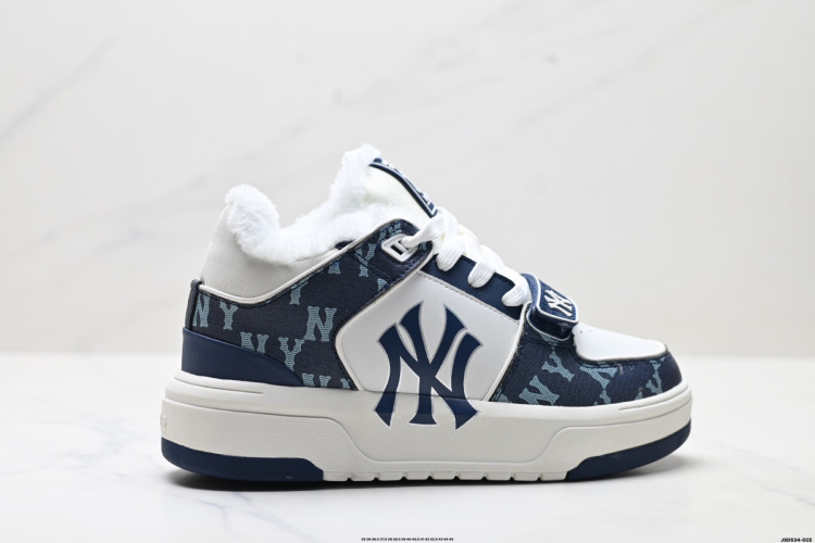 MLB Chunky Liner New York Yankees Sneakers Low Top Chunky White/Navy 1 MLB Chunky Liner New York Yankees Sneakers Low Top Chunky White/Navy