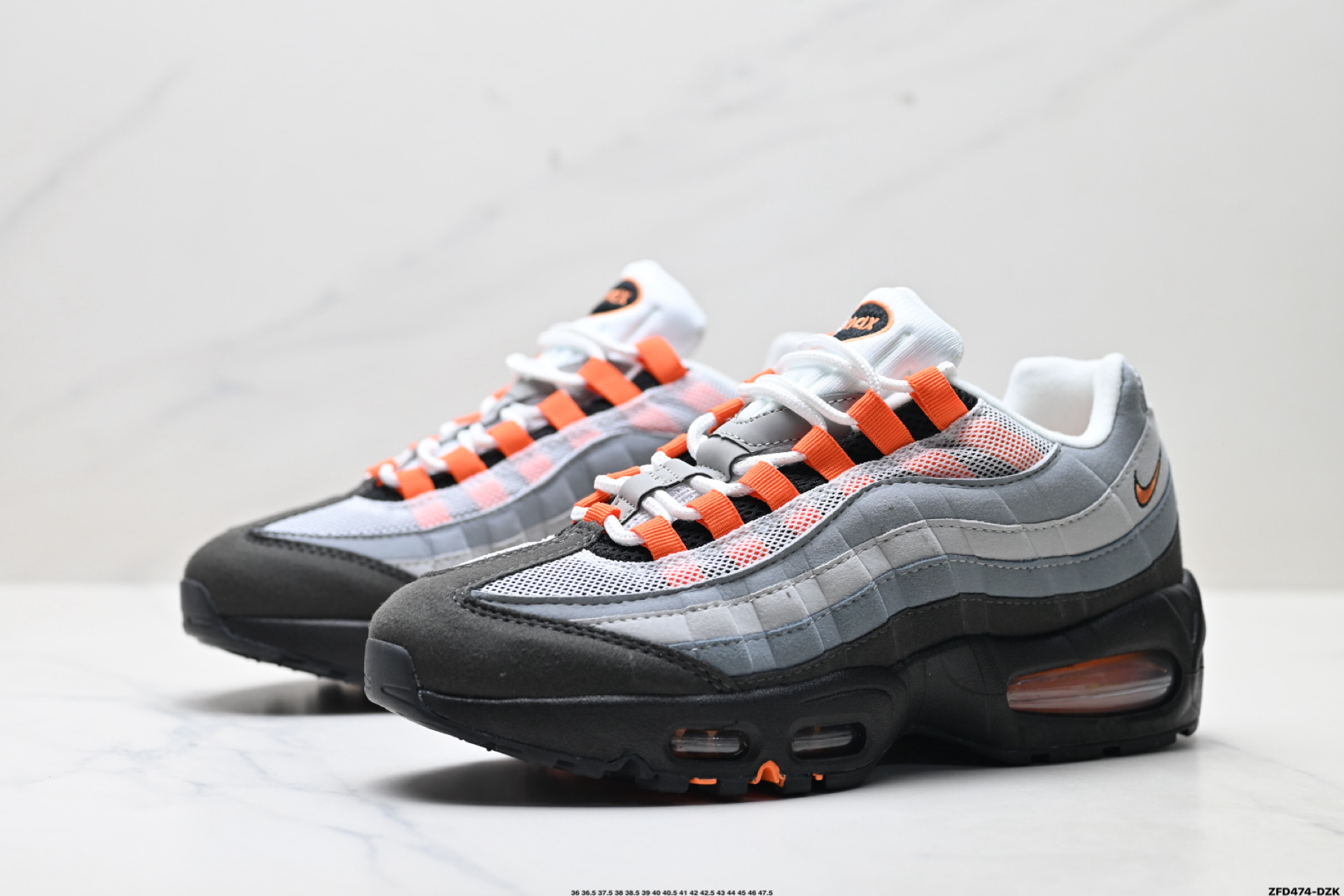 300 NIKE AIR MAX 95 耐克 气垫复古慢跑百搭鞋休闲运动鞋 HM4740-005
