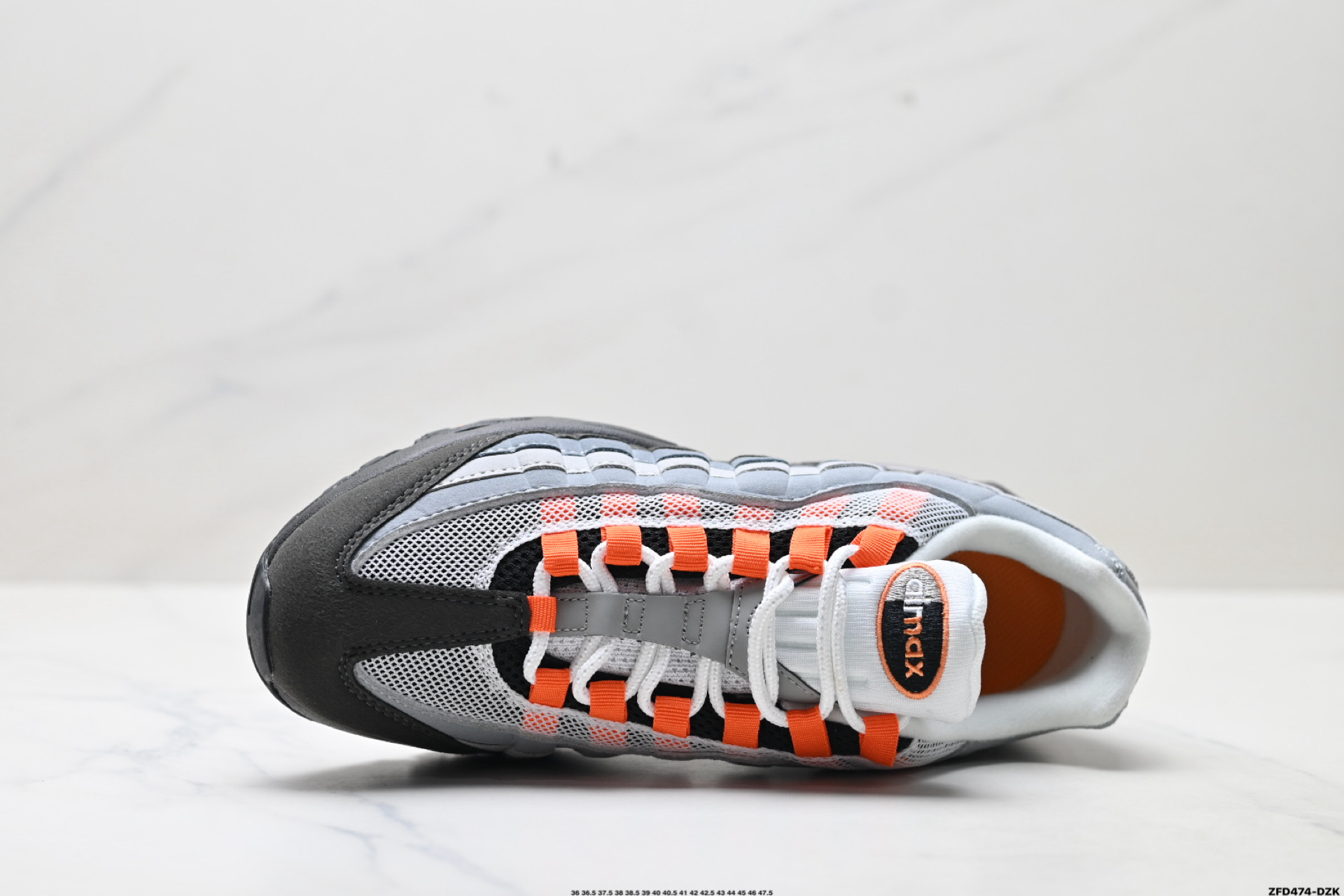 300 NIKE AIR MAX 95 耐克 气垫复古慢跑百搭鞋休闲运动鞋 HM4740-005