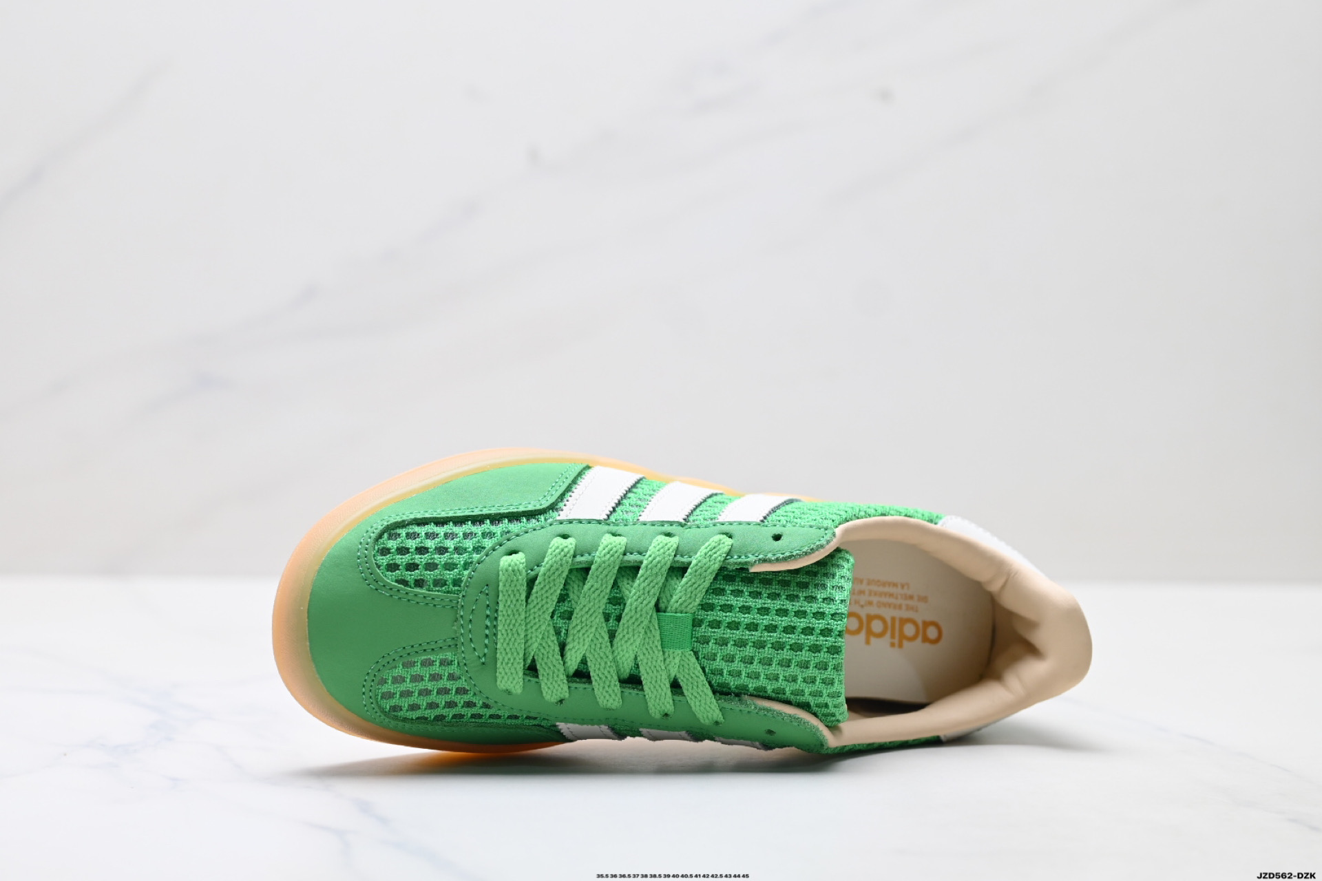 💰160
公司级✅Adidas Originals Gazelle INdoor 三叶草休闲防滑耐磨低帮板鞋
鞋头出色设计 塑就出众贴合感
稳固的后跟贴合足部曲线设计
软弹舒适 不易磨脚
橡胶鞋底配合防滑纹路设计 平稳抓地
官方货号:JS0713
尺码:35.5 36 36.5 37 38 38.5 39 40 40.5 41 42 42.5 43 44 45
ID:JZD562-DZK