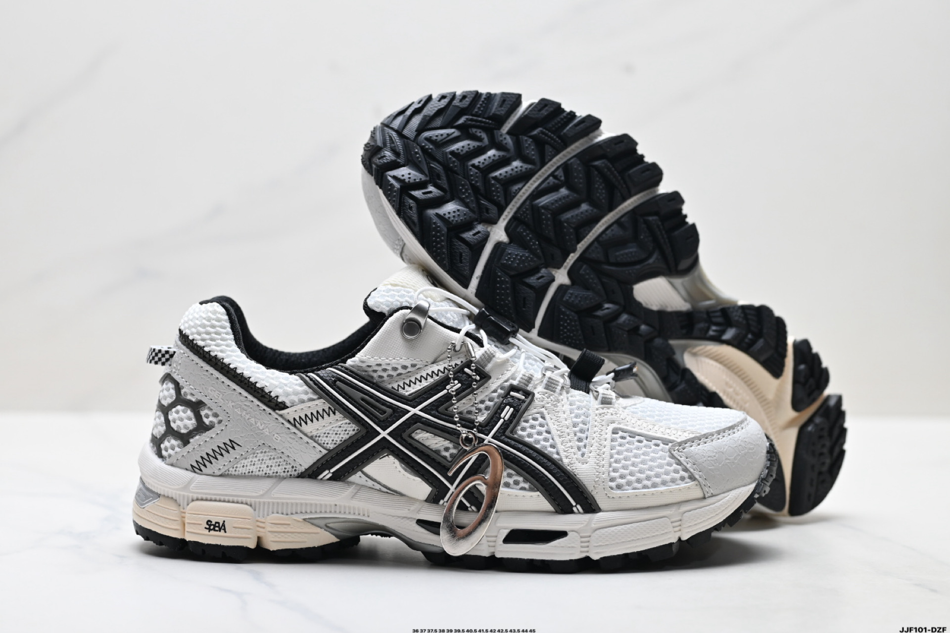 💰155
真标✅Asics Gel-Kahana 8 FL 亚瑟士经典户外跑鞋如今机能风和户外风吹得正劲 这款Gel-Kahana 8便是主打Urban Outdoor机能越野风格 城市和户外场景都能轻松应对
货号:1012B892-101
Size:36 37 37.5 38 39 39.5 40 40.5 41.5 42 42.5 43.5 44 45
ID:JJF101-DZF