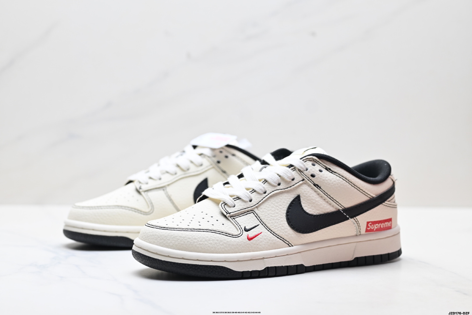 特价‼️💰160
公司级✅Nike Dunk Low Retro ‘DIY高端定制’耐克 低帮休闲运动板鞋
原装头层材料 用料绝不含糊 独家版型蒸餾加工帶來的是更好的视觉和脚感体验 清洁度 电绣工艺 皮料切割干净无任何毛边 细节完美
货号:XX2025-316
尺码:36 36.5 37.5 38 38.5 39 40 40.5 41 42 42.5 43 44 45
ID:JZD176-DZF