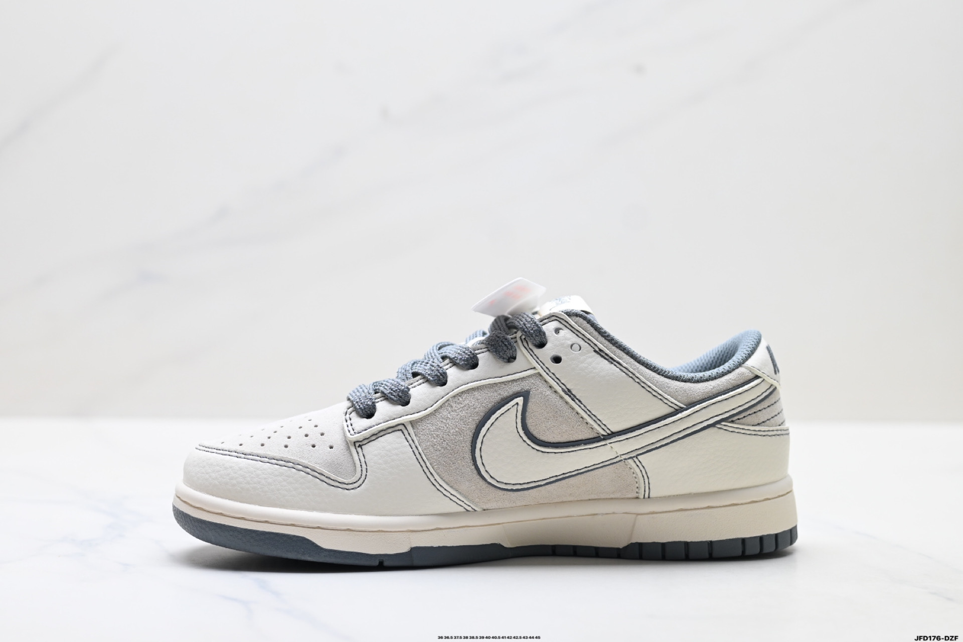 💰190
公司级✅Nike Dunk Low Retro ‘DIY高端定制’耐克 低帮休闲运动板鞋
原装头层材料 用料绝不含糊 独家版型蒸餾加工帶來的是更好的视觉和脚感体验 清洁度 电绣工艺 皮料切割干净无任何毛边 细节完美
货号:BB7518-024
尺码:36 36.5 37.5 38 38.5 39 40 40.5 41 42 42.5 43 44 45
ID:JFD176-DZF