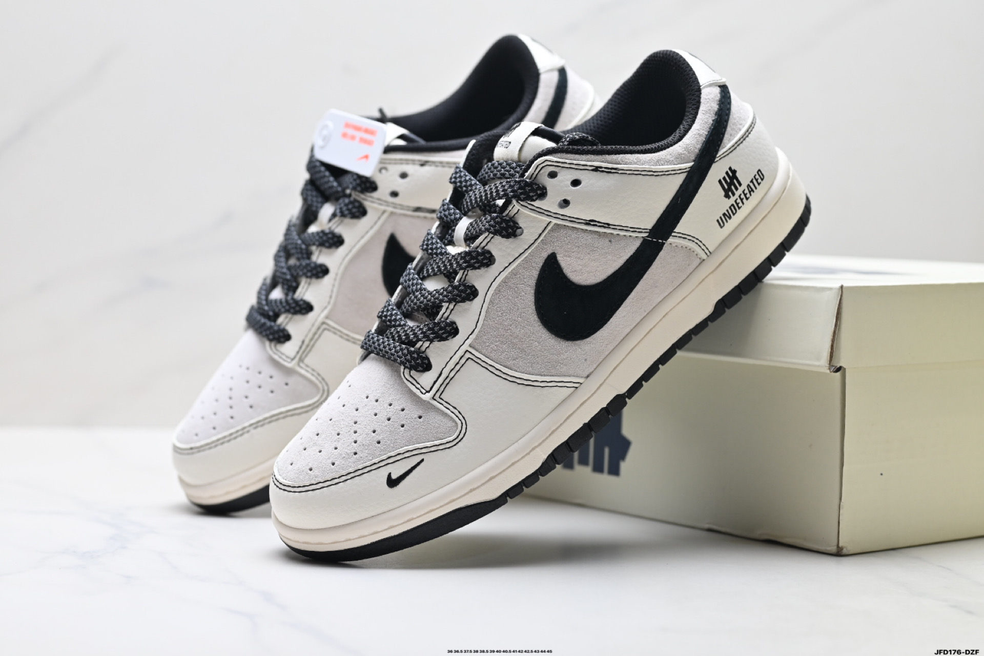 🈴💰190
公司级✅Nike Dunk Low Retro ‘DIY高端定制’耐克 低帮休闲运动板鞋
原装头层材料 用料绝不含糊 独家版型蒸餾加工帶來的是更好的视觉和脚感体验 清洁度 电绣工艺 皮料切割干净无任何毛边 细节完美
货号:BB7518-024
尺码:36 36.5 37.5 38 38.5 39 40 40.5 41 42 42.5 43 44 45
ID:JFD176-DZF
