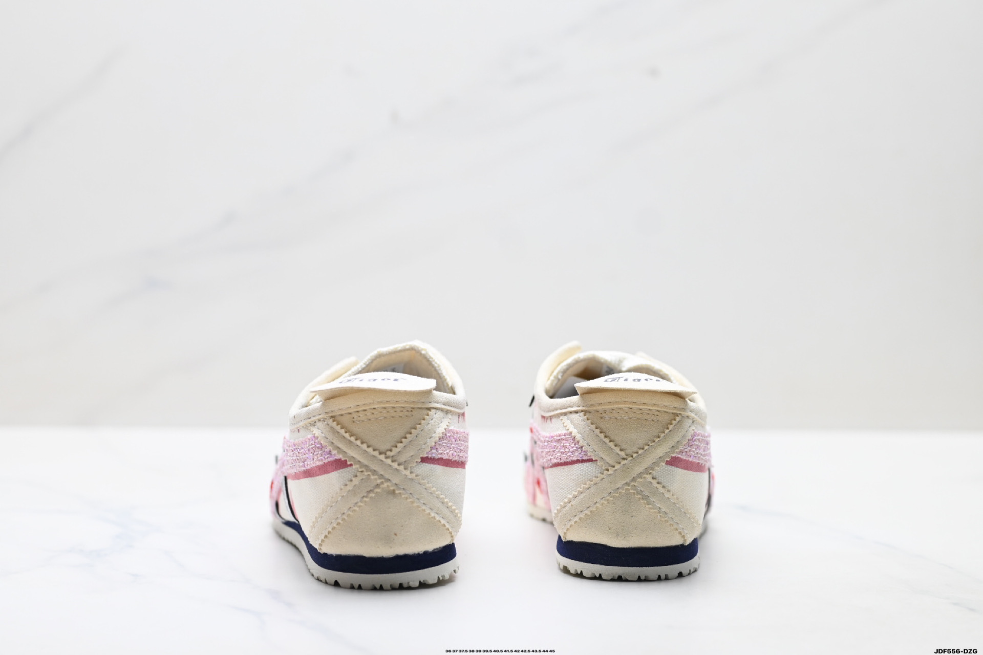 145 Onitsuka Tiger鬼冢虎 Mexico 66 Slip-on 一脚蹬低帮夏季透气运动休闲鞋 1183A360-205