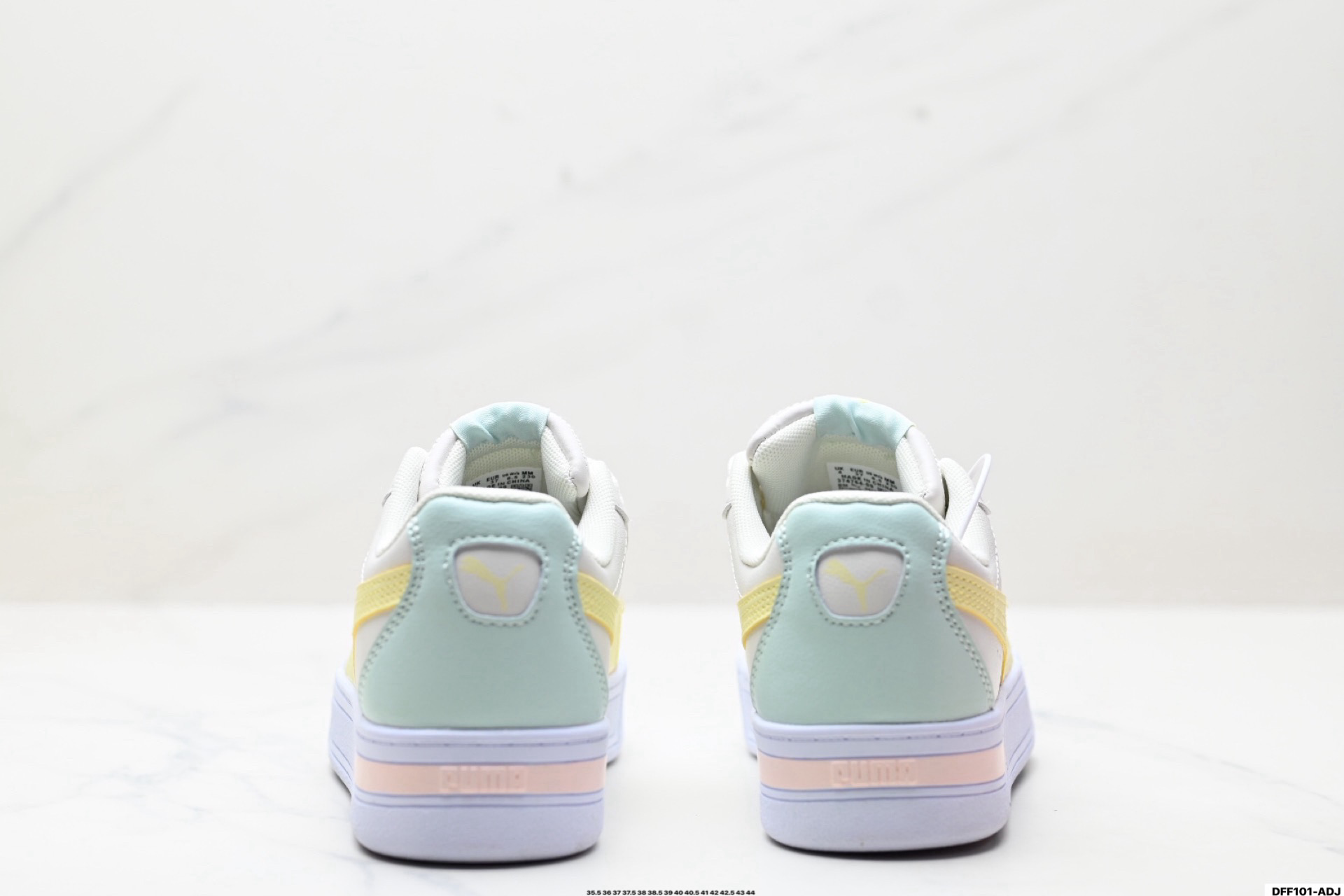 💰95
真标✅Puma Slipstream Lo Laces 彪马 经典撞色板鞋休闲潮流时尚板鞋  
板鞋不仅添加满足当下穿着需求的细节巧思 同时秉承着 20 世纪 80 年代的篮球传统 不同皮革材质在鞋身碰撞 结合复古沉稳配色 经典外观呈现高辨识度 
货号:374764-06
尺码:35.5 36 37 37.5 38 38.5 39 40 40.5 41 42 42.5 43 44
ID:DFF101-ADJ