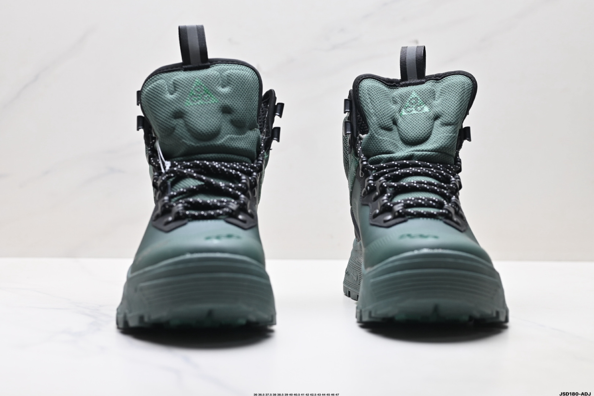 💰220
公司级✅Nike耐克ACG GORE-TEX男女户外耐磨运动鞋秋季透气徒步
这款鞋主打GORE-TEX科技,暴雨天等不良天气也能轻松应对,还配了Air Zoom气垫,踩上去软弹舒适。
鞋底纹路超深,防滑抓地力强,山地石子路都稳得很,户外探险或者城市穿都超有型!
Nike ACG Air Zoom Gaiadome GORE-TEX 男子运动鞋可驾驭多种场合。此鞋款采用耐穿材料,结合 GORE-TEX 技术和经过精心调整的大号凸起底纹,可驾驭陡峭山坡。简而言之,无论是徒步、背包旅行或是简单的探索,这双鞋都能满足你。
货号:DD2858–100
尺码:36 36.5 37.5 38 38.5 39 40 40.5 41 42 42.5 43 44 45 46 47
lD:JSD180-ADJ