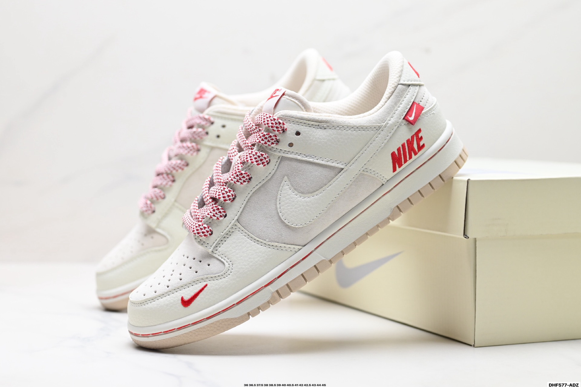 特价‼️💰115
公司级✅Nike Dunk Low Retro ‘DIY高端定制’耐克 低帮休闲运动板鞋
原装头层材料 用料绝不含糊 独家版型蒸餾加工帶來的是更好的视觉和脚感体验 清洁度 电绣工艺 皮料切割干净无任何毛边 细节完美
货号:XX2025-316
尺码:36 36.5 37.5 38 38.5 39 40 40.5 41 42 42.5 43 44 45
ID:DHF577-ADZ