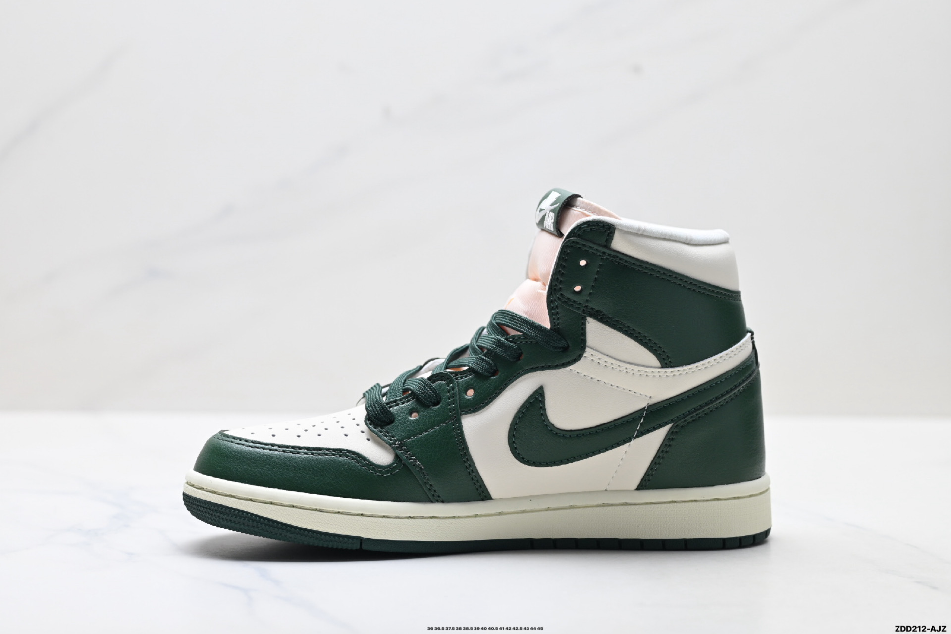 250 Air Jordan 1 Low AJ1乔1高帮休闲板鞋 FD2596-101
