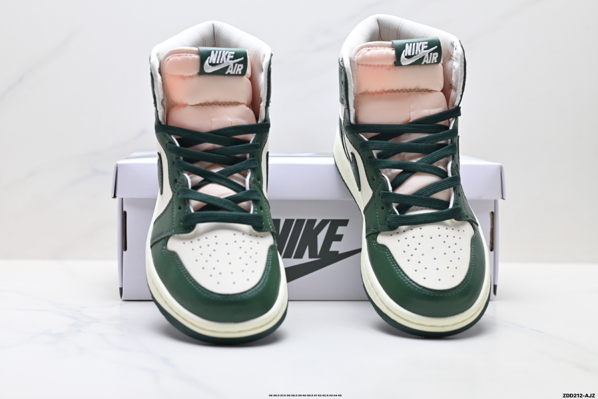 250 Air Jordan 1 Low AJ1乔1高帮休闲板鞋 FD2596-101