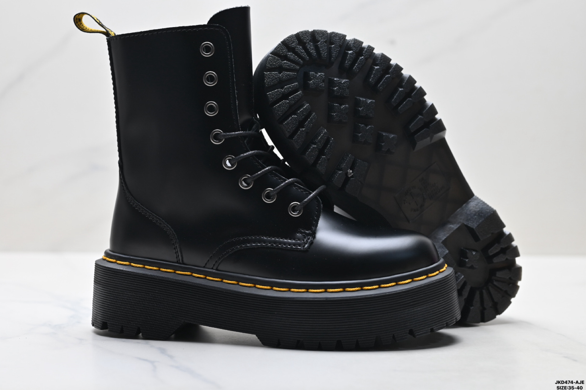 180 Dr.martens马汀博士 Jadon系列 松糕高帮英伦骑士朋克复古机车厚底粗跟 马丁靴 11822002