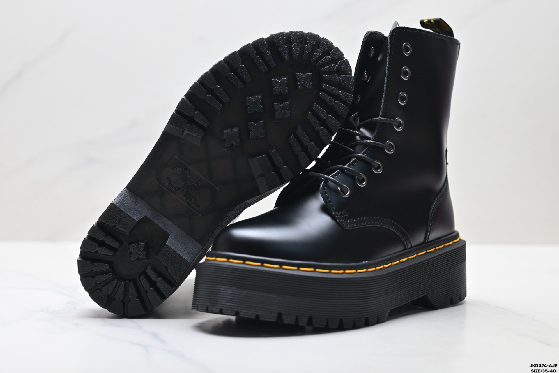 180 Dr.martens马汀博士 Jadon系列 松糕高帮英伦骑士朋克复古机车厚底粗跟 马丁靴 11822002