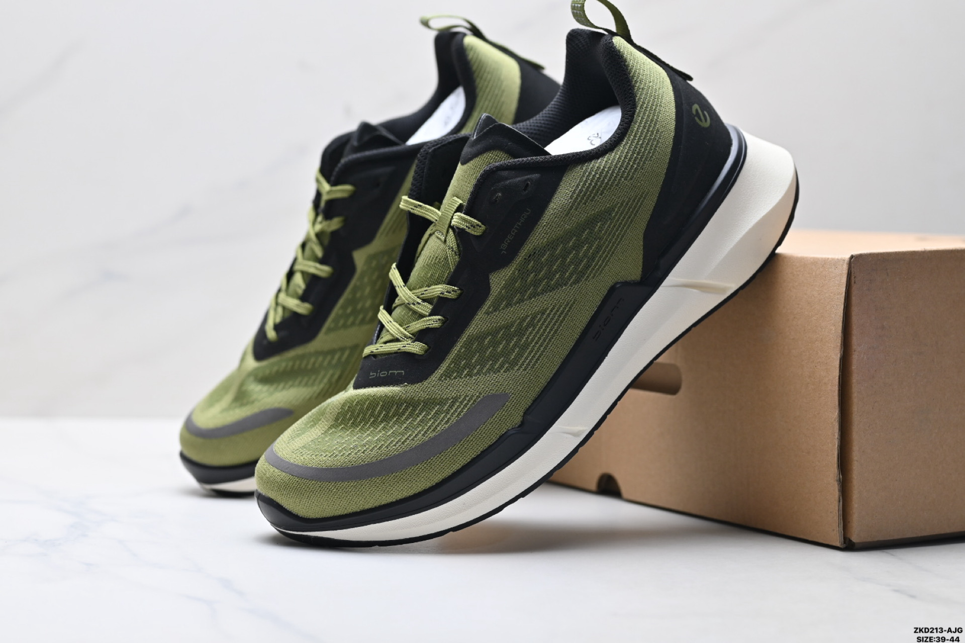 290 Ecco爱步 BIOM AEX 舒适时尚 简约时尚 减震防滑 低帮休闲鞋 875825-262