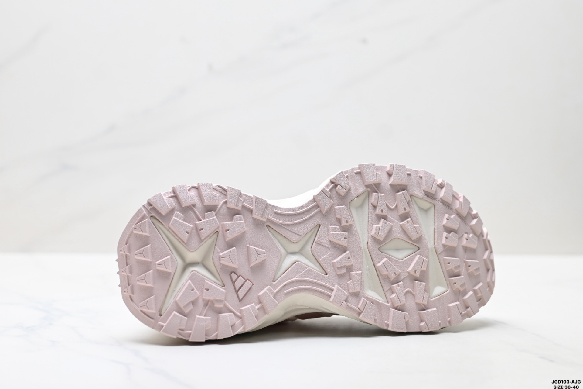 Adidas XLG STORM EDGE 阿迪达斯 舒适 防滑 老爹鞋 JQ1666