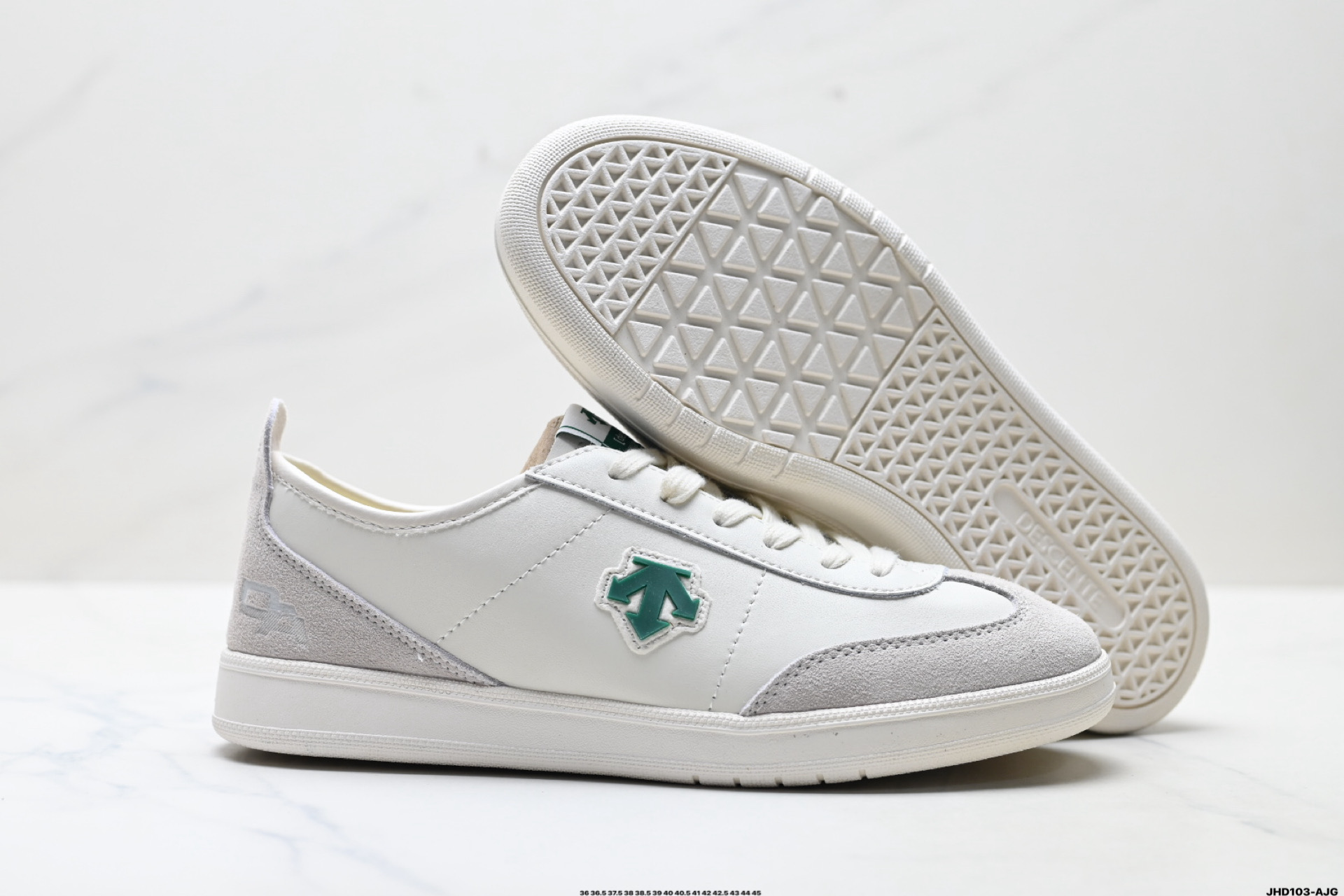 迪桑特DESCENTE CHRON PACER 复古轻质 耐磨低帮 生活休闲鞋 D5331LSN20