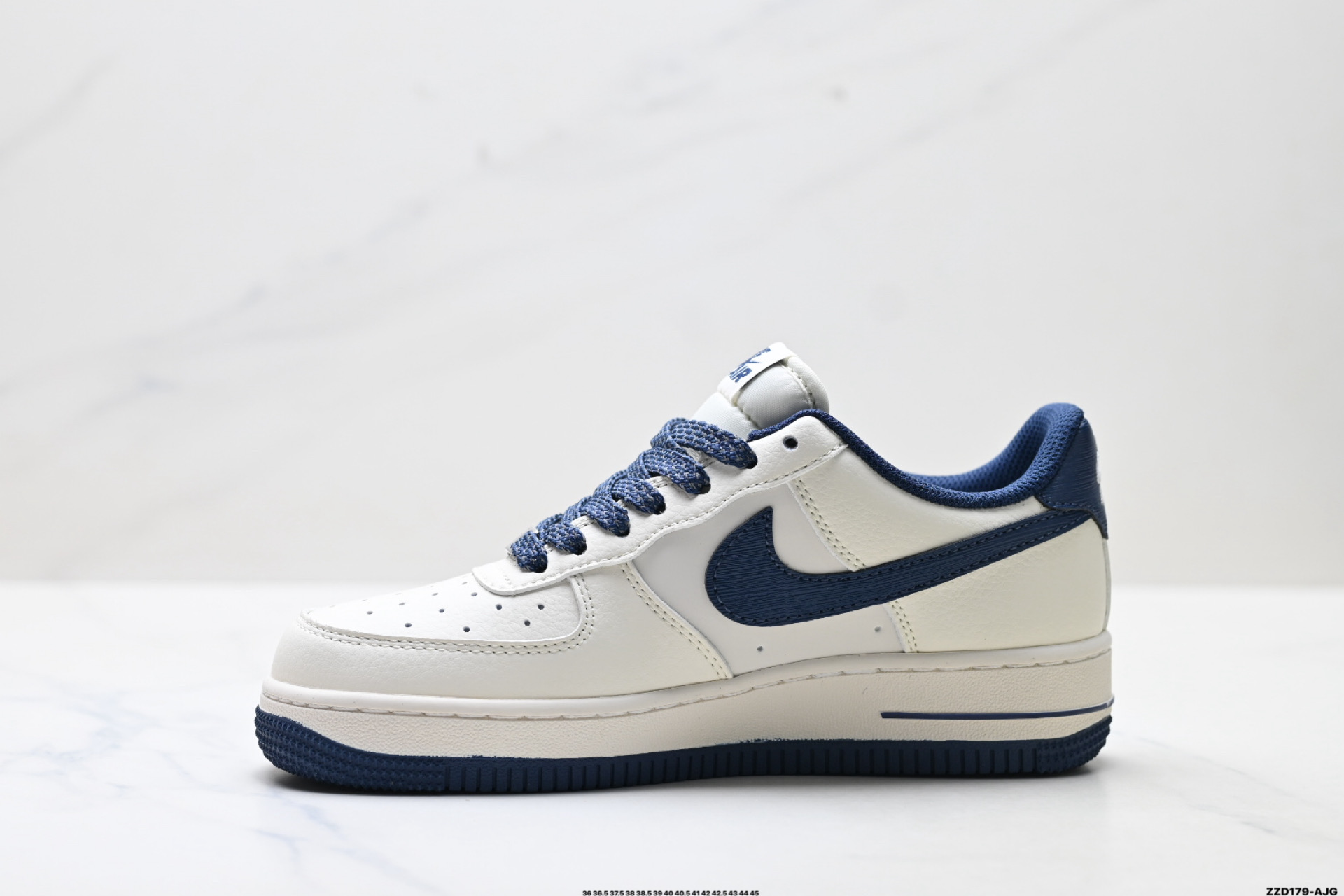 NIKE AIR FORCE 1‘07 LV8 SM6688-127