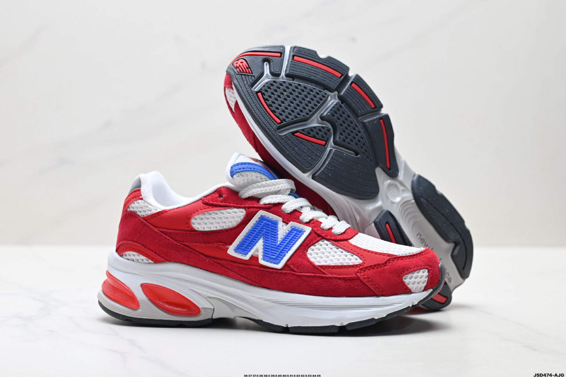 💰160
公司级!New Balance 2010系列 新百伦 复古老爹风网布跑步休闲运动鞋
新百伦经典配色 沿袭了面世之初的经典科技 以ENCAP中底配以升级版 N-ERGY缓震物料 鞋面则采用特色的柔软麂皮搭以NewBalance经典的尼龙网布 低调中还原跑鞋本真 更年轻化的设计理念与材质 让新世代青年得以用全新视角体验经典鞋款的传奇魅力
尺码:36 37 37.5 38 38.5 39.5 40 40.5 41.5 42 42.5 43 44 45