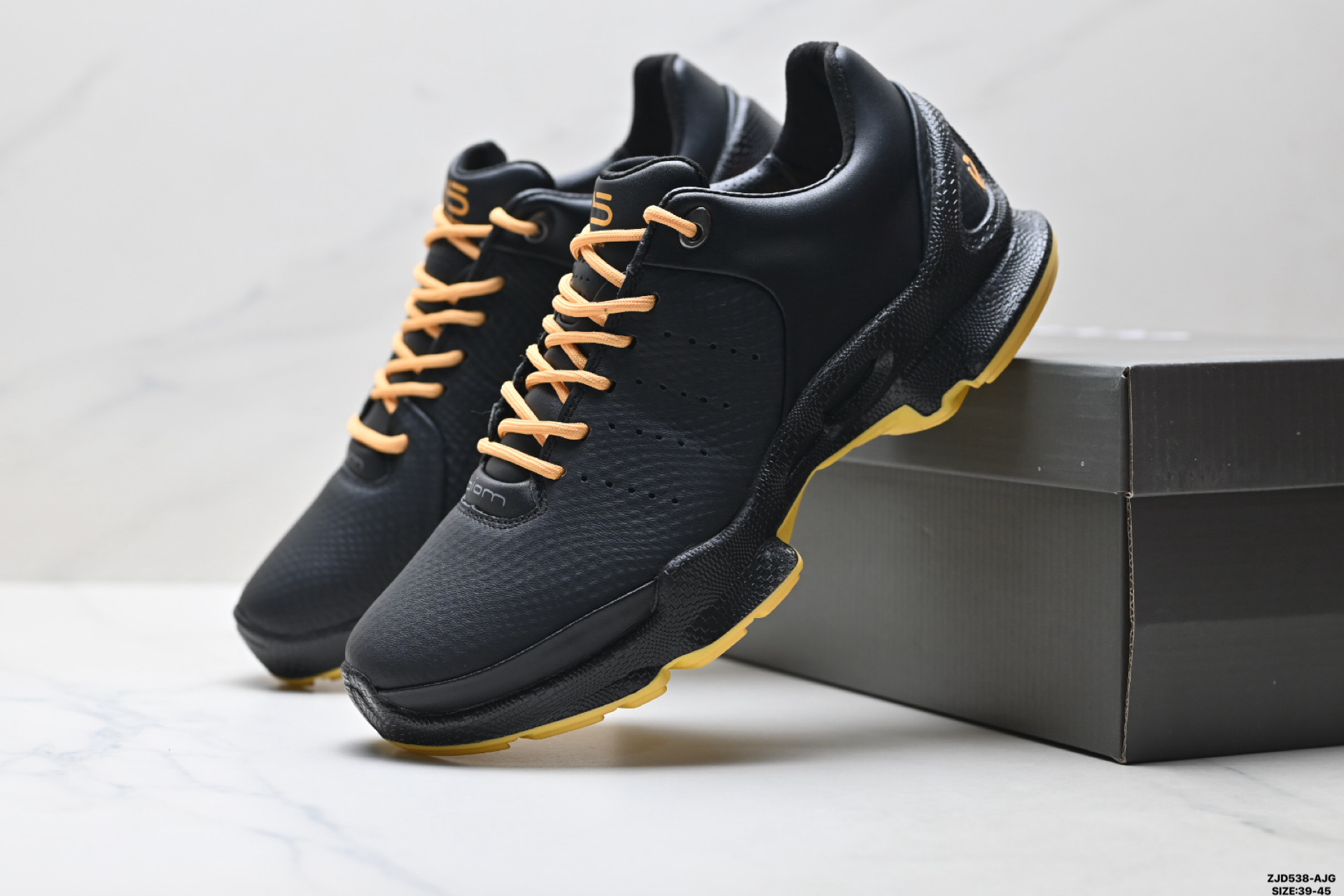 260 Ecco爱步 Biom C-Trail 健步C 舒适时尚 简约时尚 减震防滑 低帮休闲鞋 800334-610