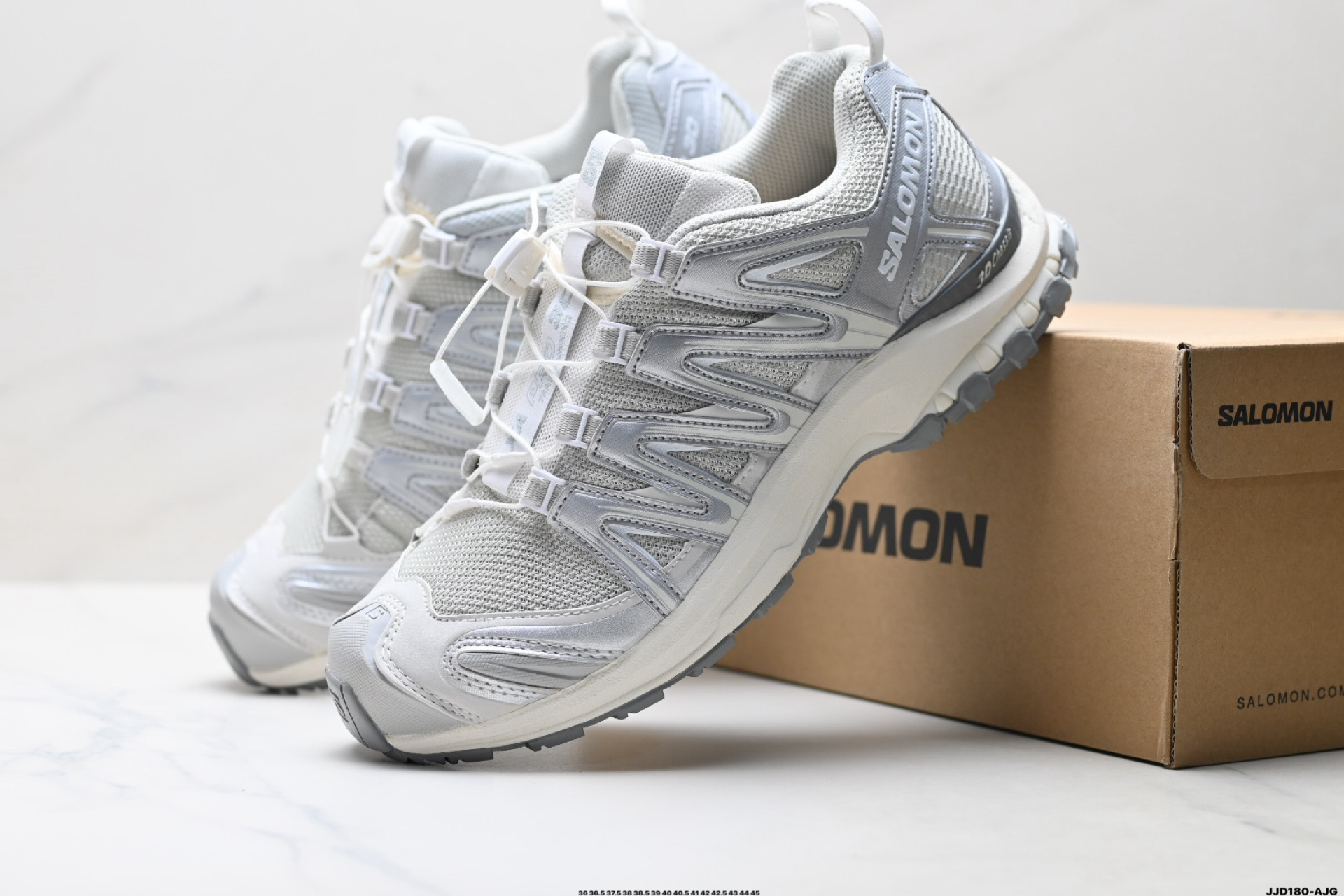 特价‼️💰150
公司级✅Salomon萨洛蒙 XA PRO 3D户外越野跑鞋 鞋面采用SENSIFIT贴合技术 全方位贴合包裹脚型 鞋跟部鞋底牵引设计 提供强大的抓地性能 更适应野外崎岖不平的道路 其3D ADVANCED CHASSIS底盘 材料轻量大化 钉齿设计更具稳定性、防护性 鞋底易磨损区运用CONTAGRIP高耐磨材料 应对城市硬质路面长距离跑考验 
货号:474785-27
尺码:36 36.5 37.5 38 38.5 39 40 40.5 41 42 42.5 43 44 45
ID:JJD180-AJG
