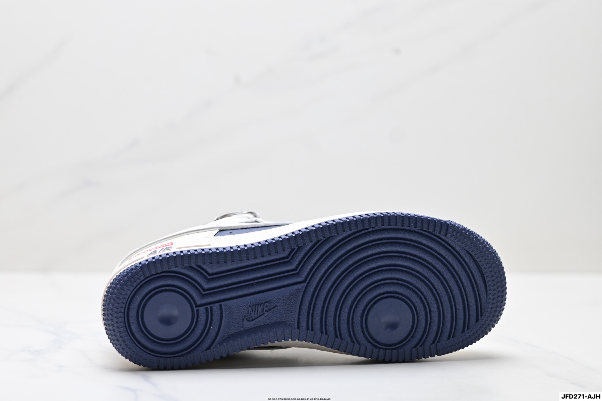 190 NIKE AIR FORCE 1‘07 LV8 QY6818-530