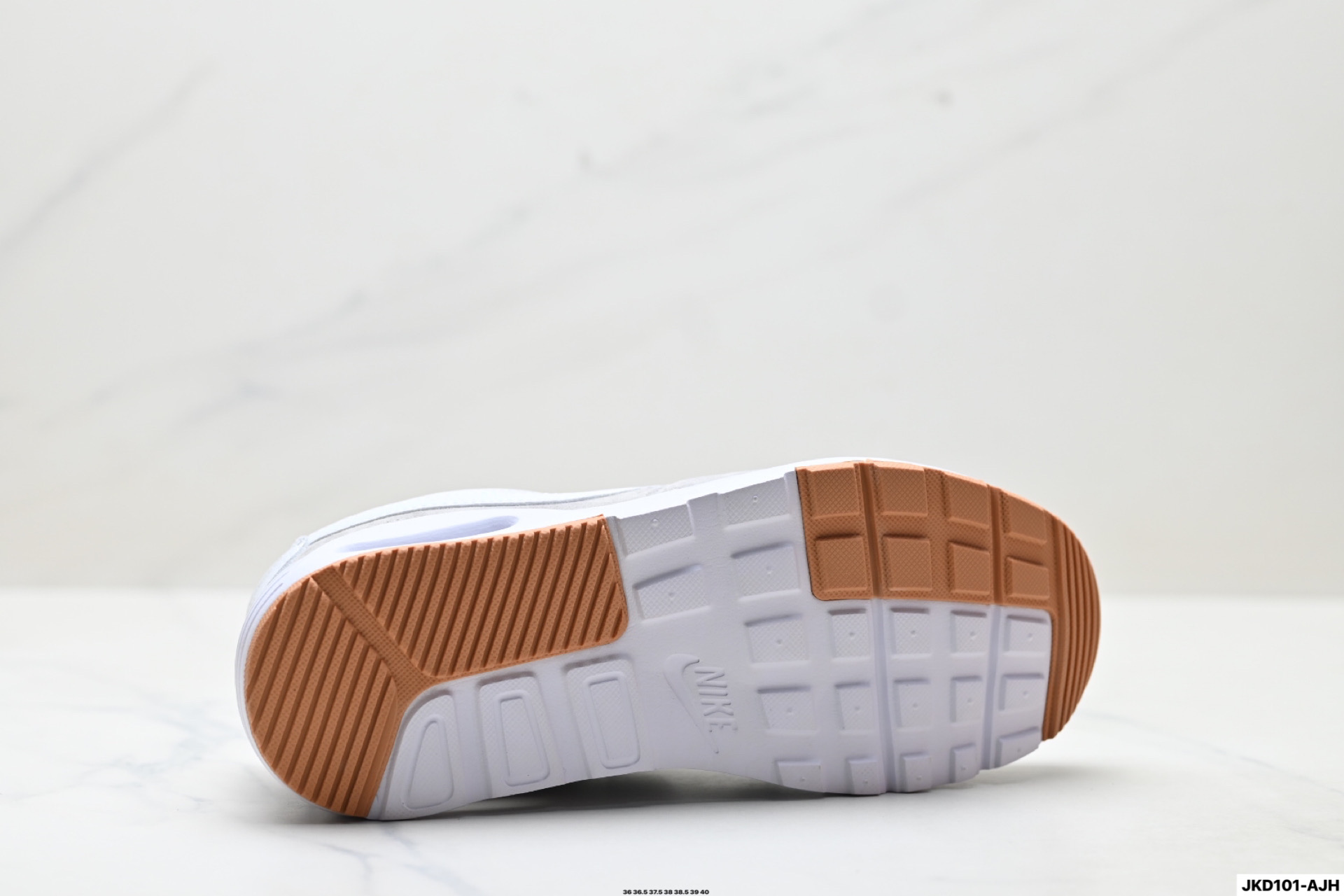 Nike Air Max 耐克 气垫系列经典复古百搭休闲运动气垫慢跑鞋 CW4555-006