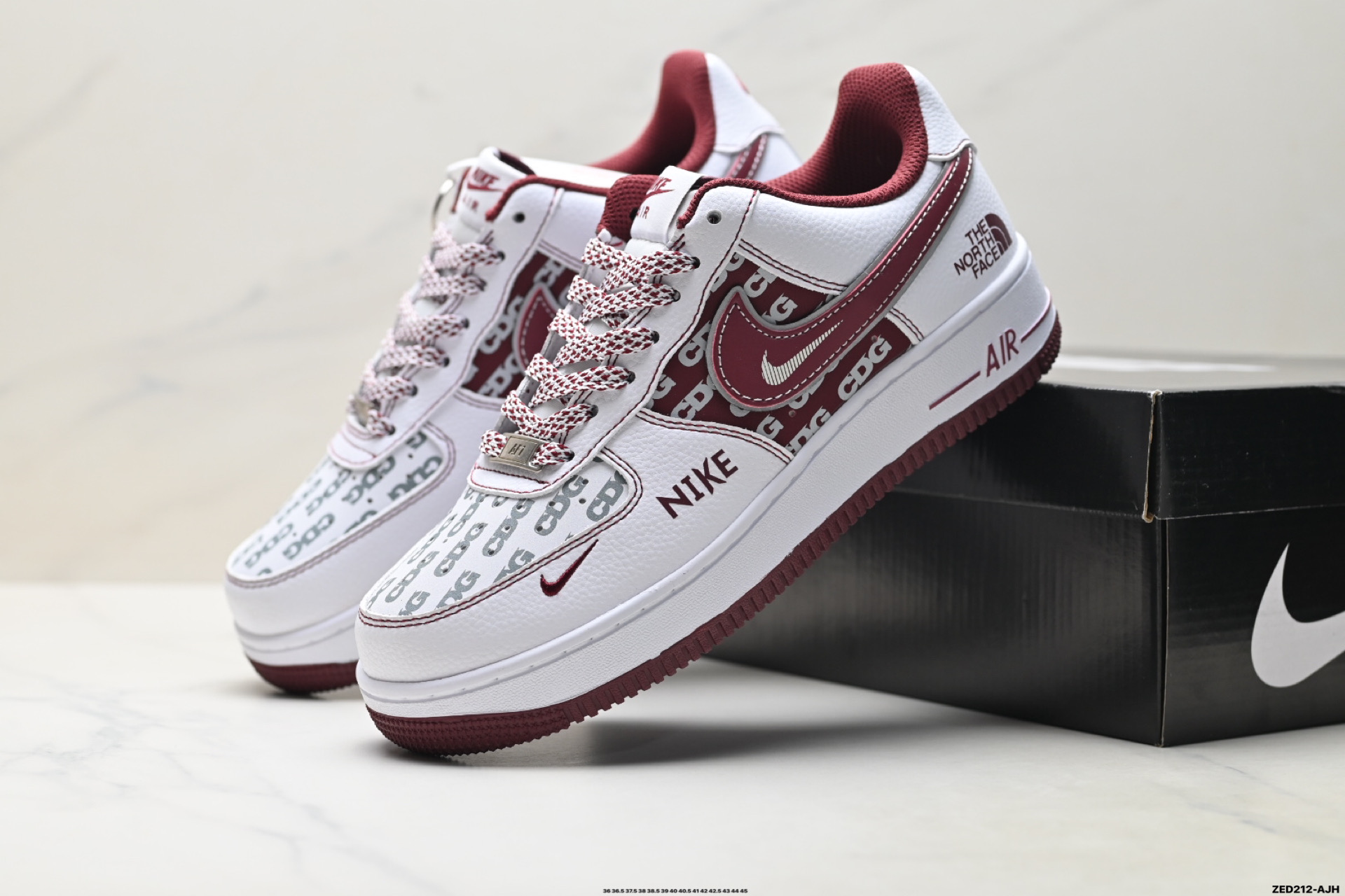 NIKE AIR FORCE 1‘07 LX SU2305-218
