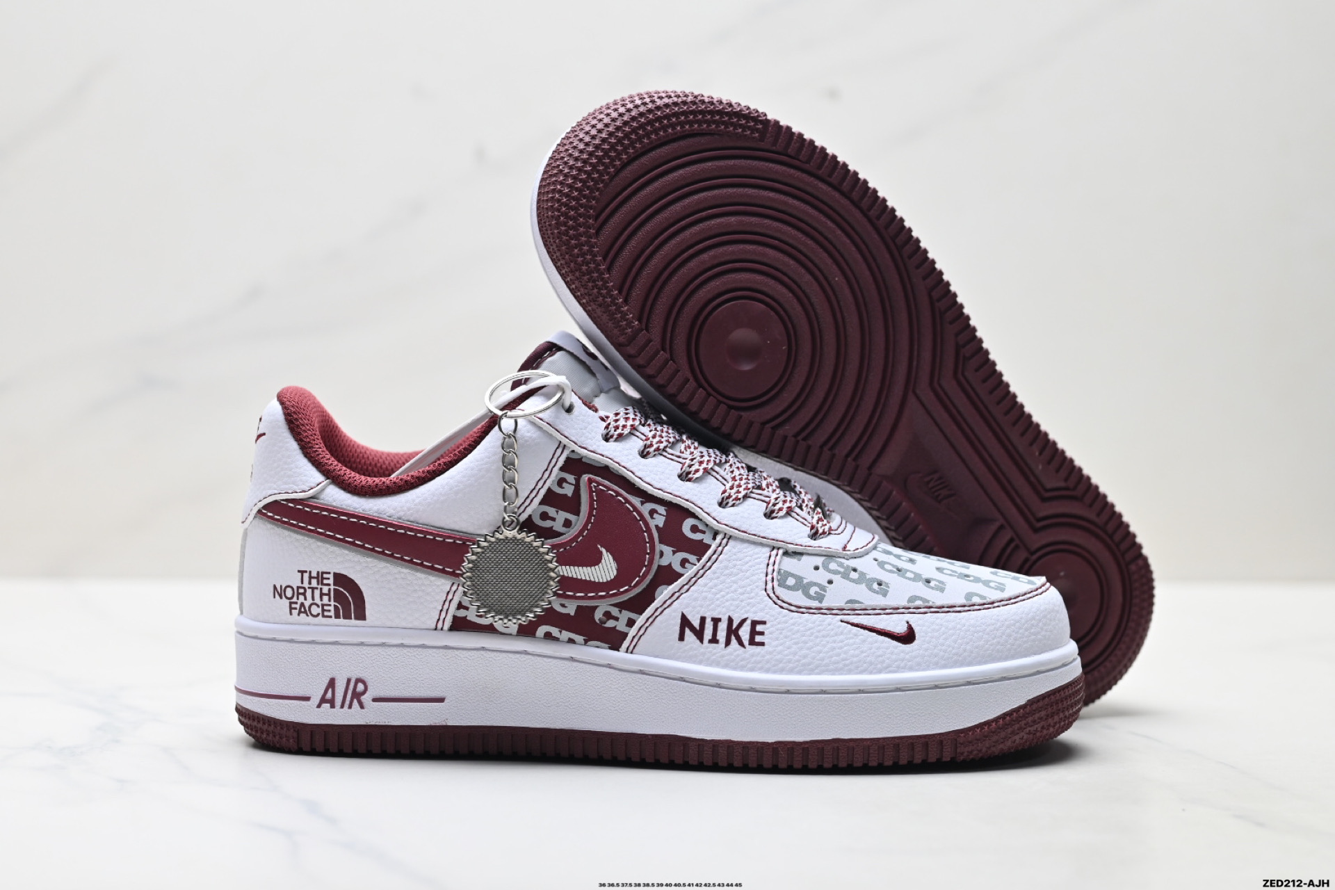 NIKE AIR FORCE 1‘07 LX SU2305-218
