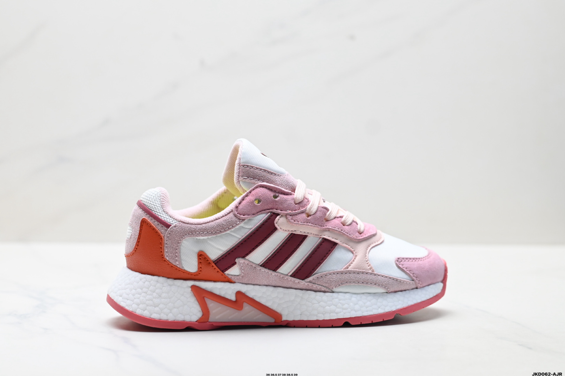 💰150
公司级✅Adidas Originals Tresc Run PU网布 编织 经典 舒适减震 阿迪达斯 低帮休闲鞋
货号:EF0518
尺码:36 36.5 37 38 38.5 39
ID:JKD062-AJR