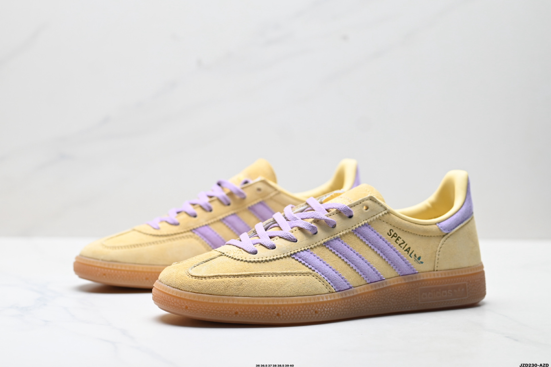 Adidas Handball Spezial 阿迪达斯经典款 复古休闲板鞋 KI5932