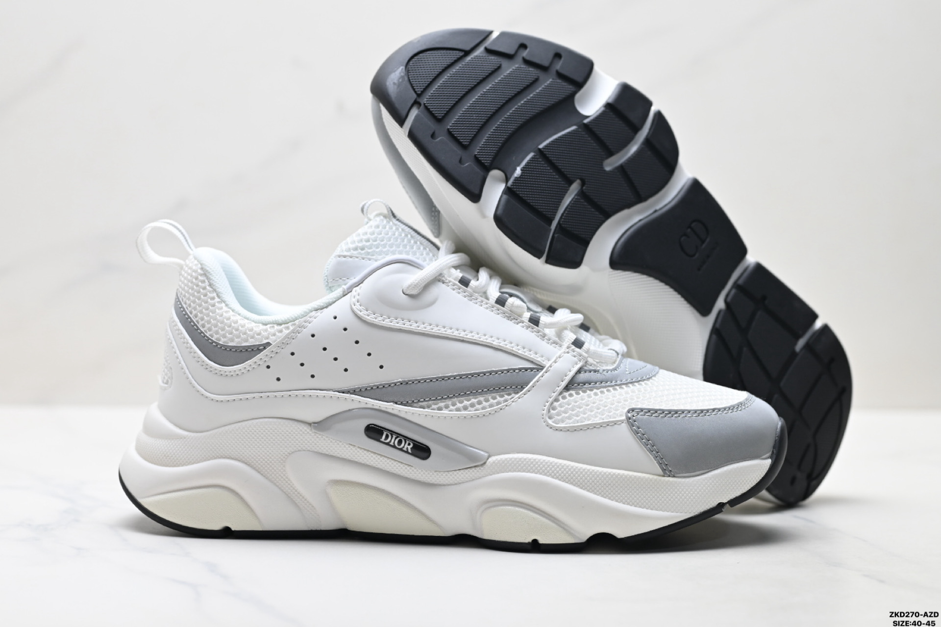 290 DIOR迪奥 B22 牛皮 科技网布 舒适日常 低帮 生活休闲鞋 通过复古镜头重塑了厚底运动鞋