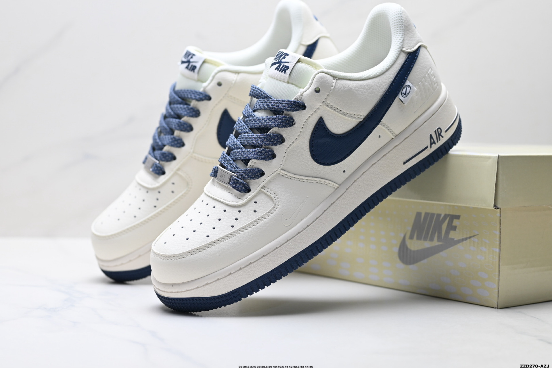 NIKE AIR FORCE 1‘07 LV8 SM6668-122