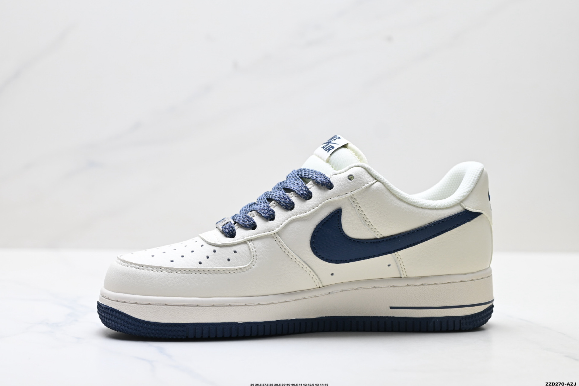 NIKE AIR FORCE 1‘07 LV8 SM6668-122