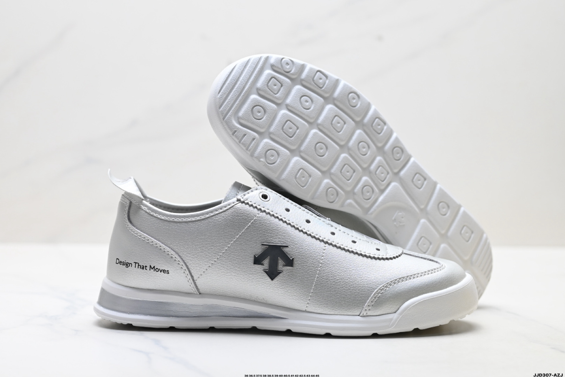 150 DESCENTE迪桑特CHRON TEMPO SLIP ON系列 复古运动休闲鞋 SP163LSN25