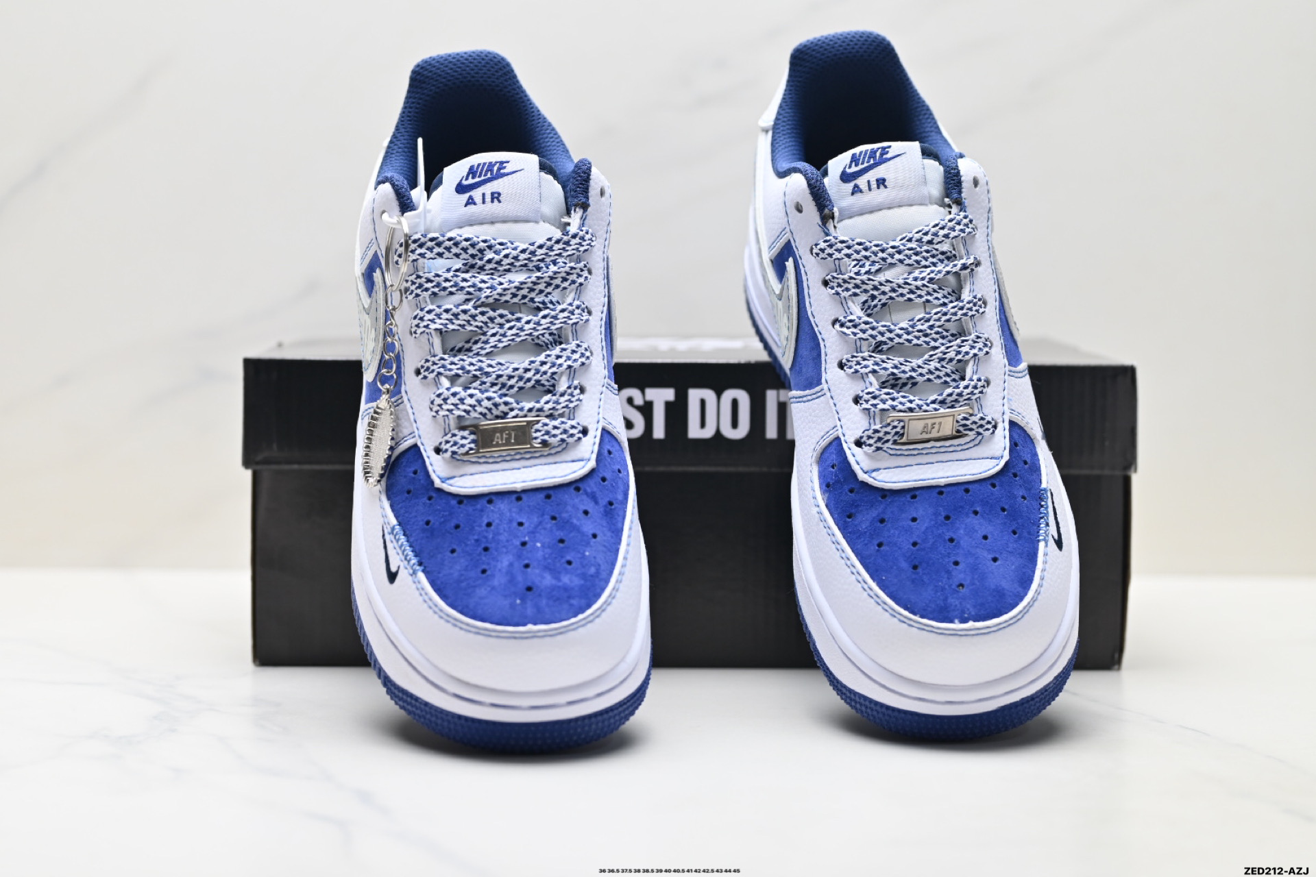 NIKE AIR FORCE 1‘07 XZ6188-187