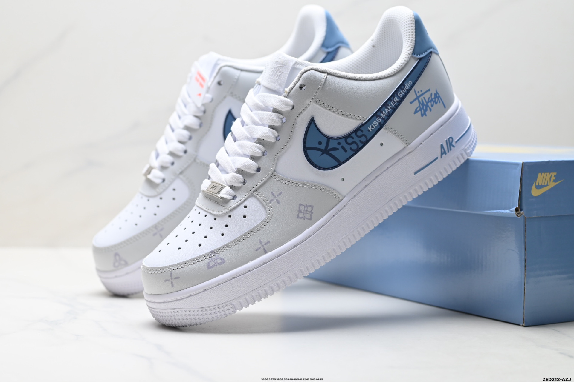 NIKE AIR FORCE 1‘07 ZH0316-137