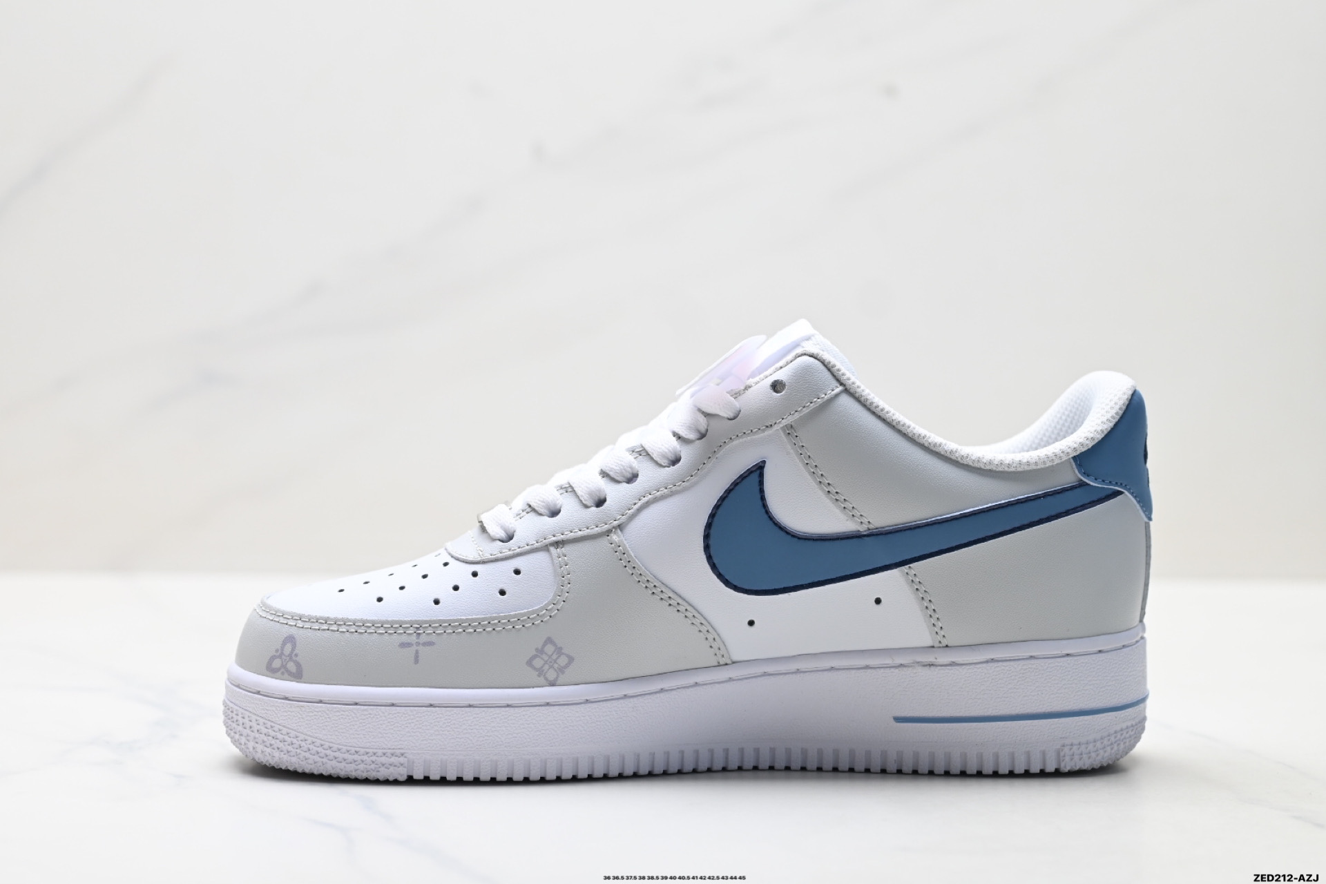 NIKE AIR FORCE 1‘07 ZH0316-137