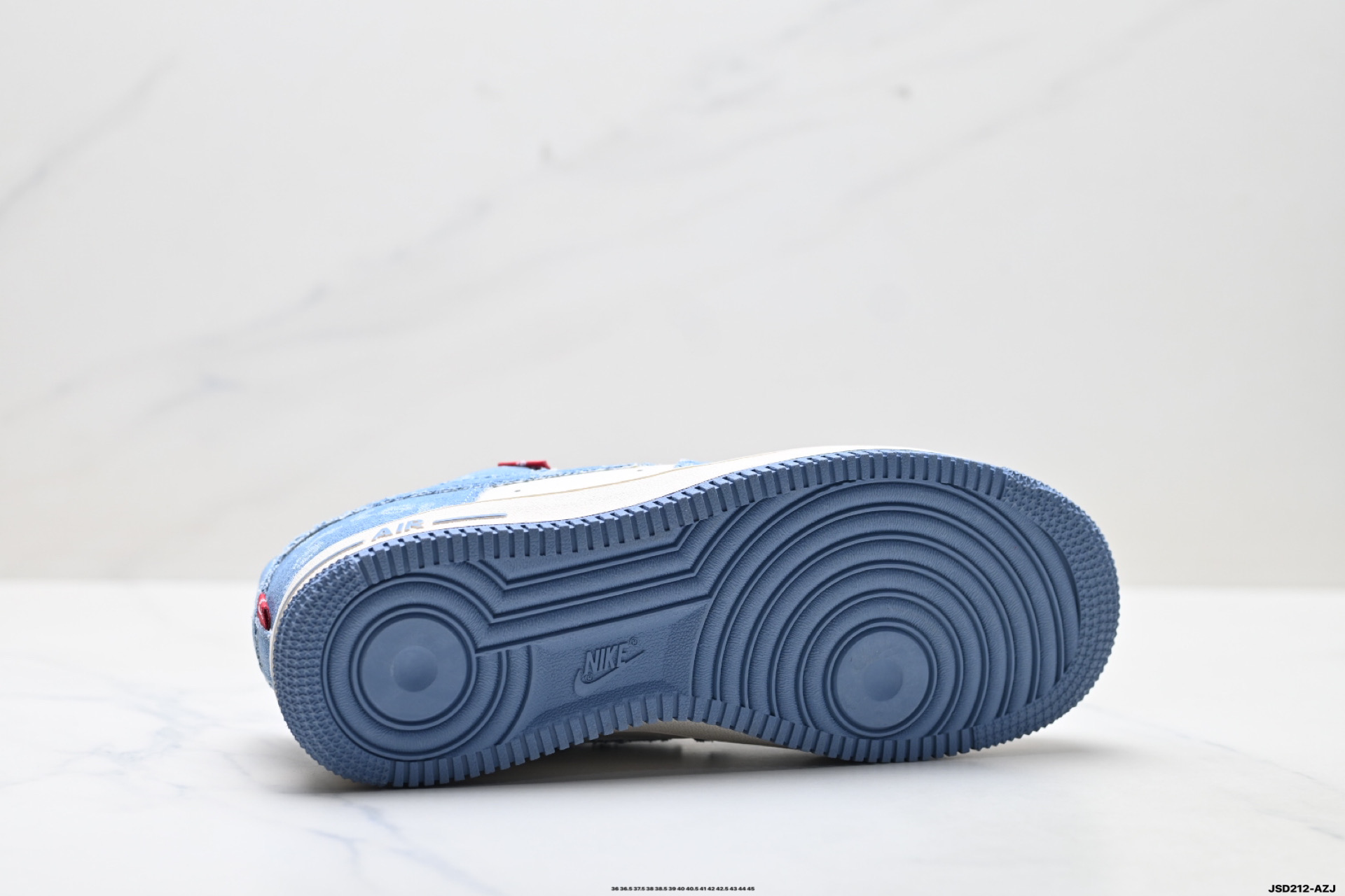 NIKE AIR FORCE 1‘07 DD1959-100