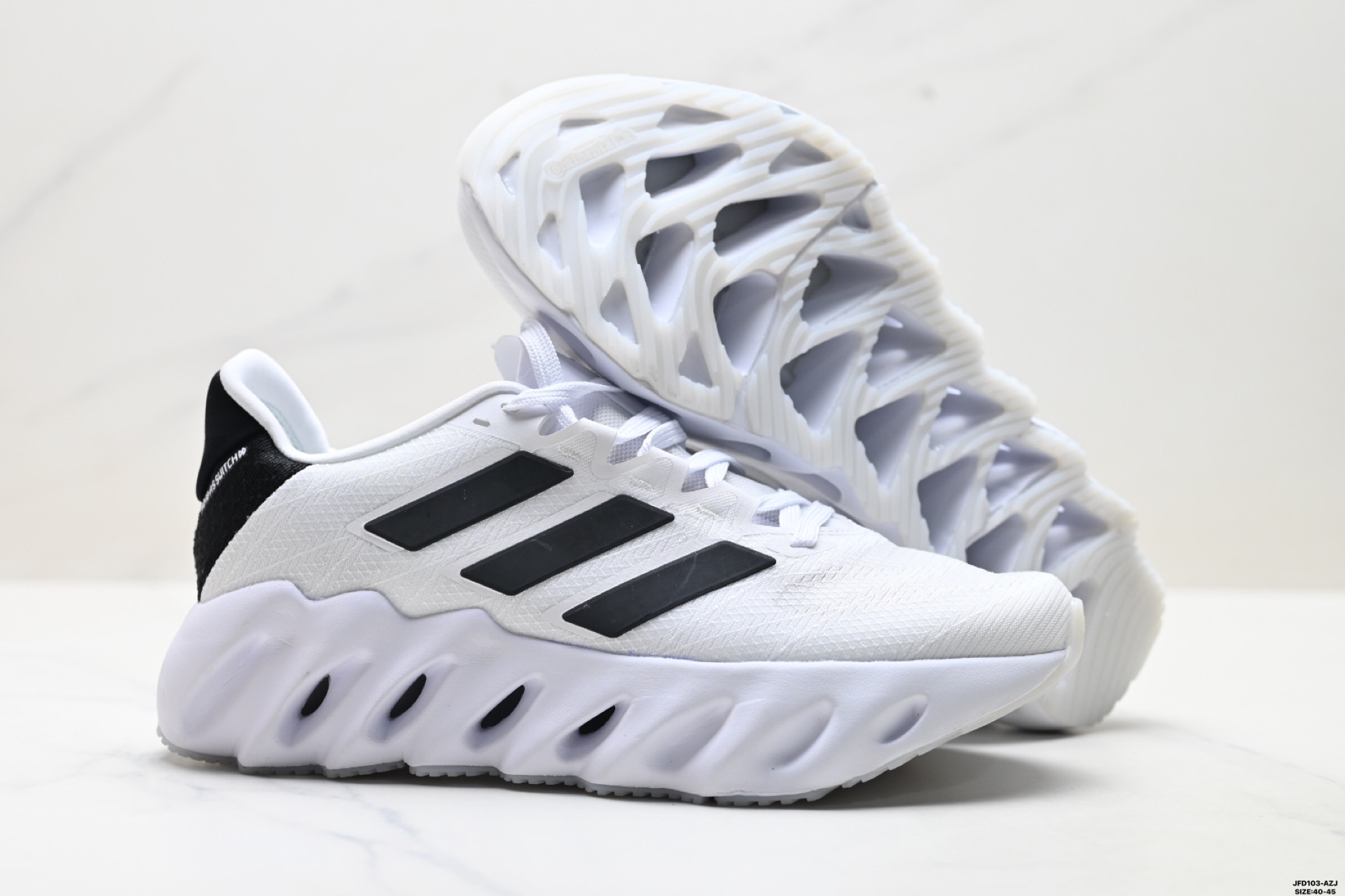 Adidas Switch FWD 阿尔法系列 阿迪达斯 休闲运动套脚慢跑鞋 IF6757