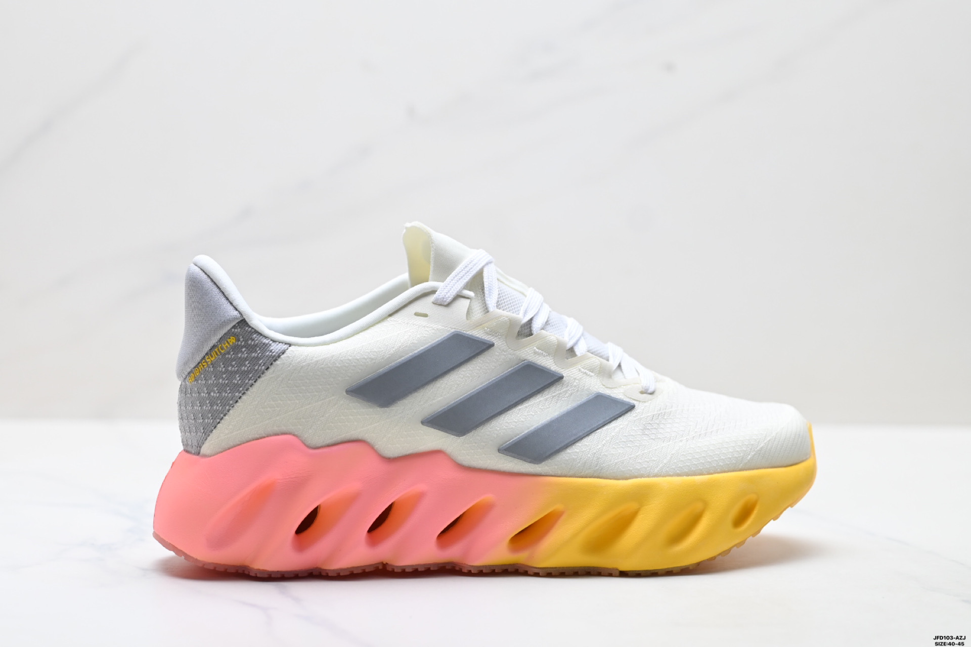 Adidas Switch FWD 阿尔法系列 阿迪达斯 休闲运动套脚慢跑鞋 IF6757