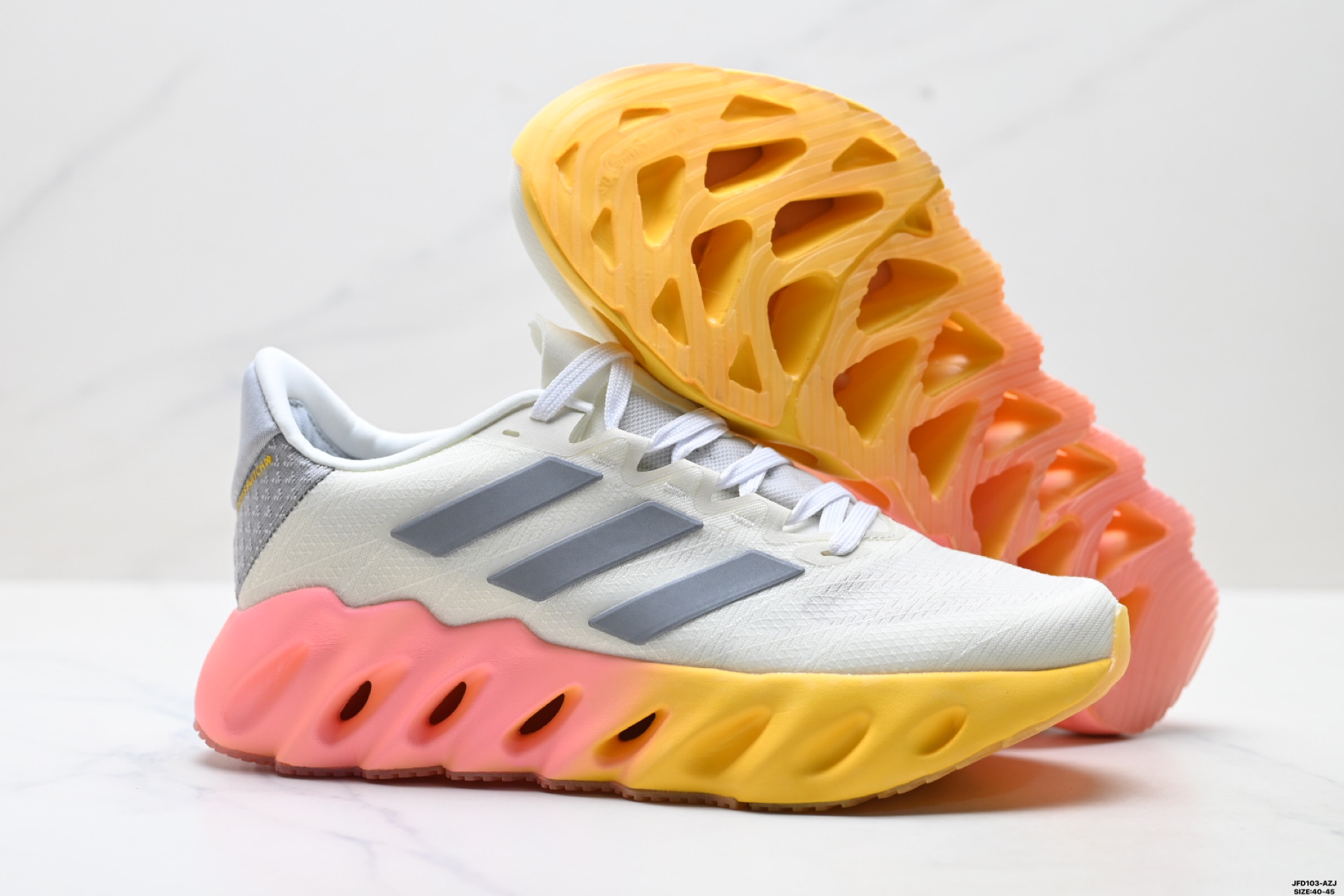 Adidas Switch FWD 阿尔法系列 阿迪达斯 休闲运动套脚慢跑鞋 IF6757